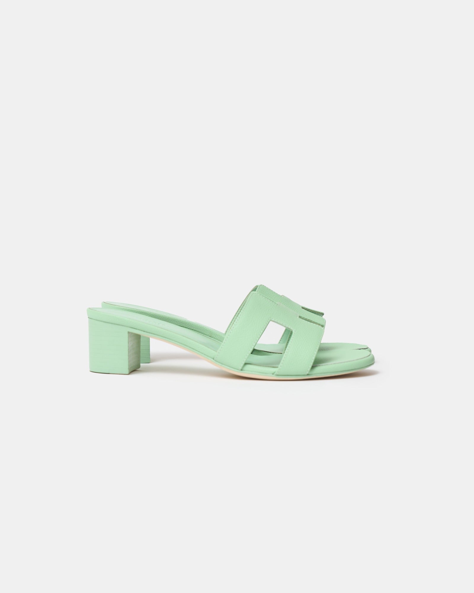 Hermès Oasis Vert Pomme Epsom Sandals