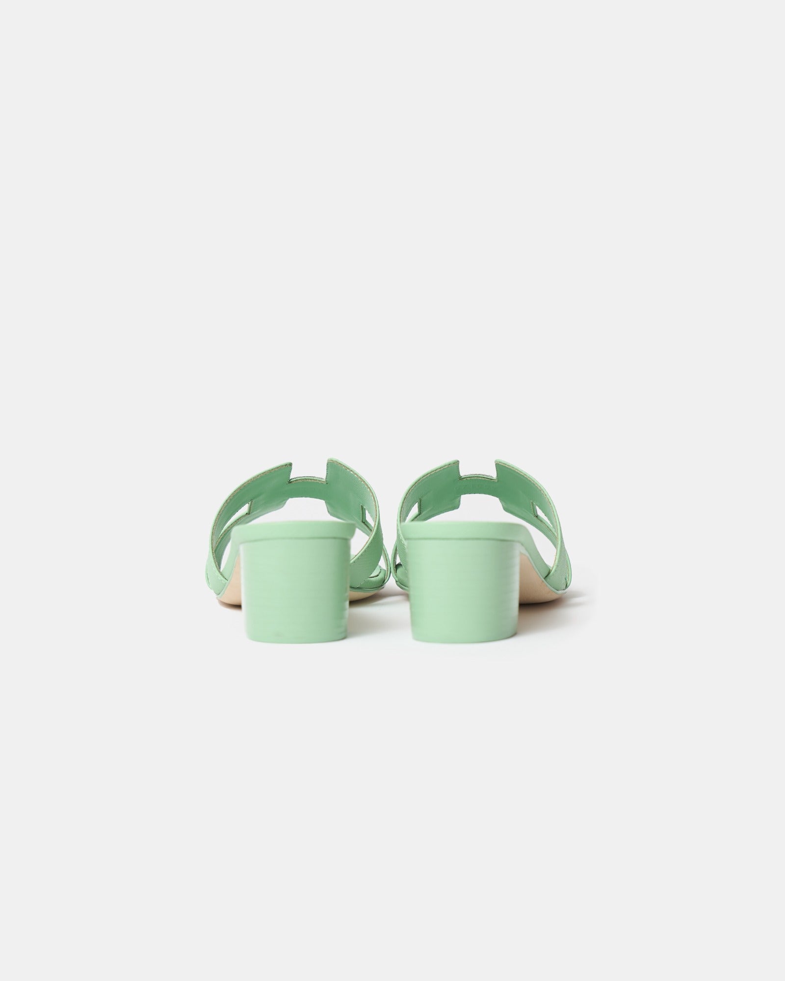 Hermès Oasis Vert Pomme Epsom Sandals