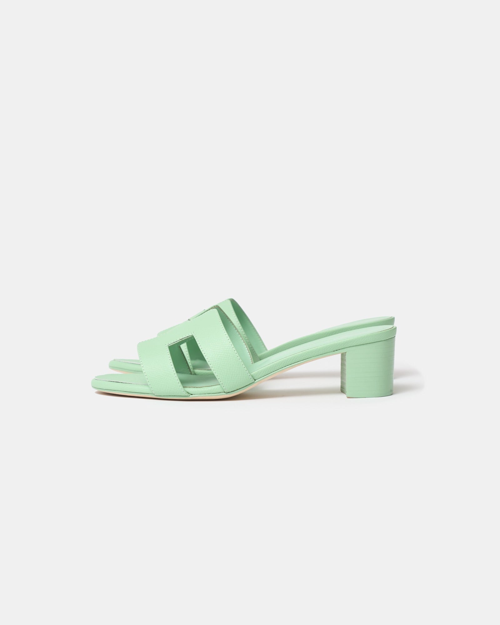 Hermès Oasis Vert Pomme Epsom Sandals