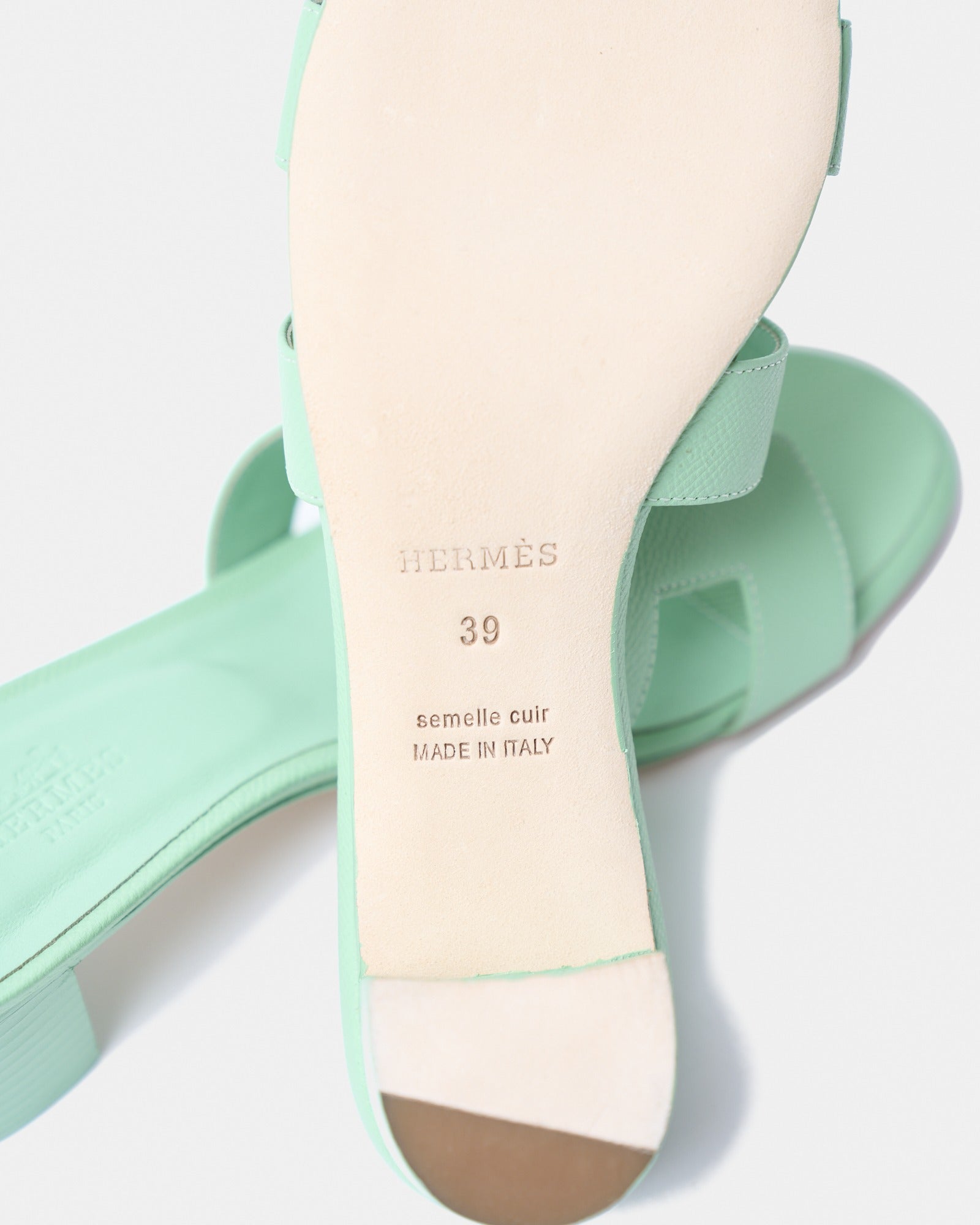 Hermès Oasis Vert Pomme Epsom Sandals