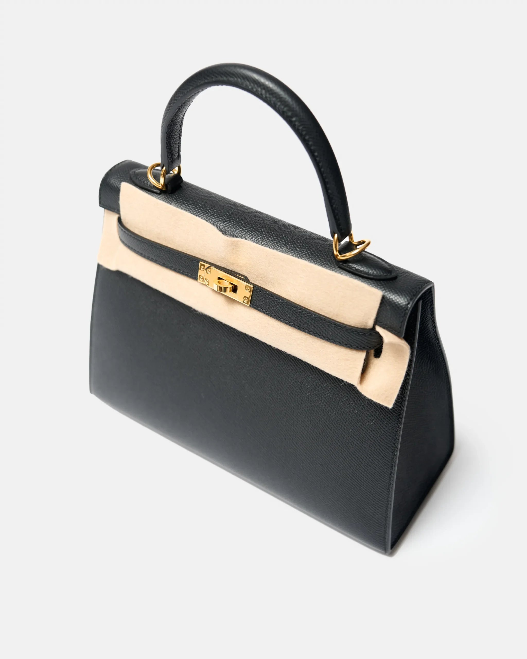 Hermès Kelly 25 Black Epsom GHW