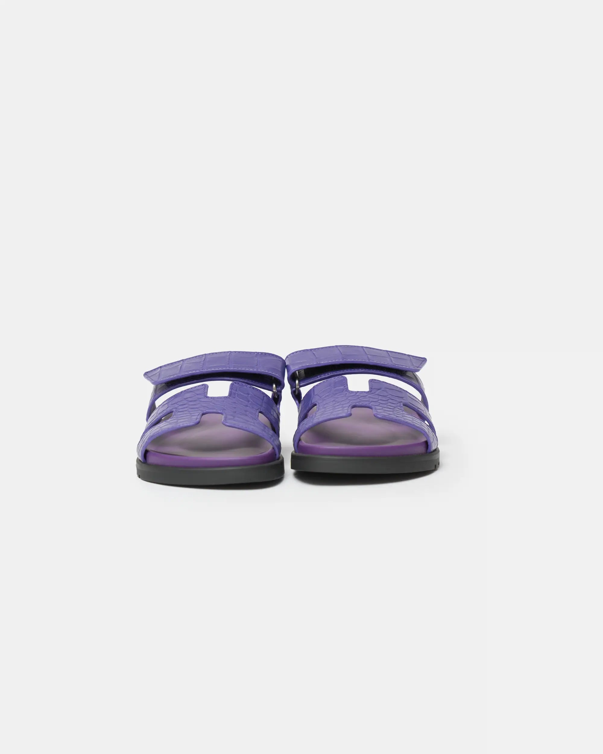 Hermès Chypre Violet Majorette Matte Mississippiensis Alligator Sandals