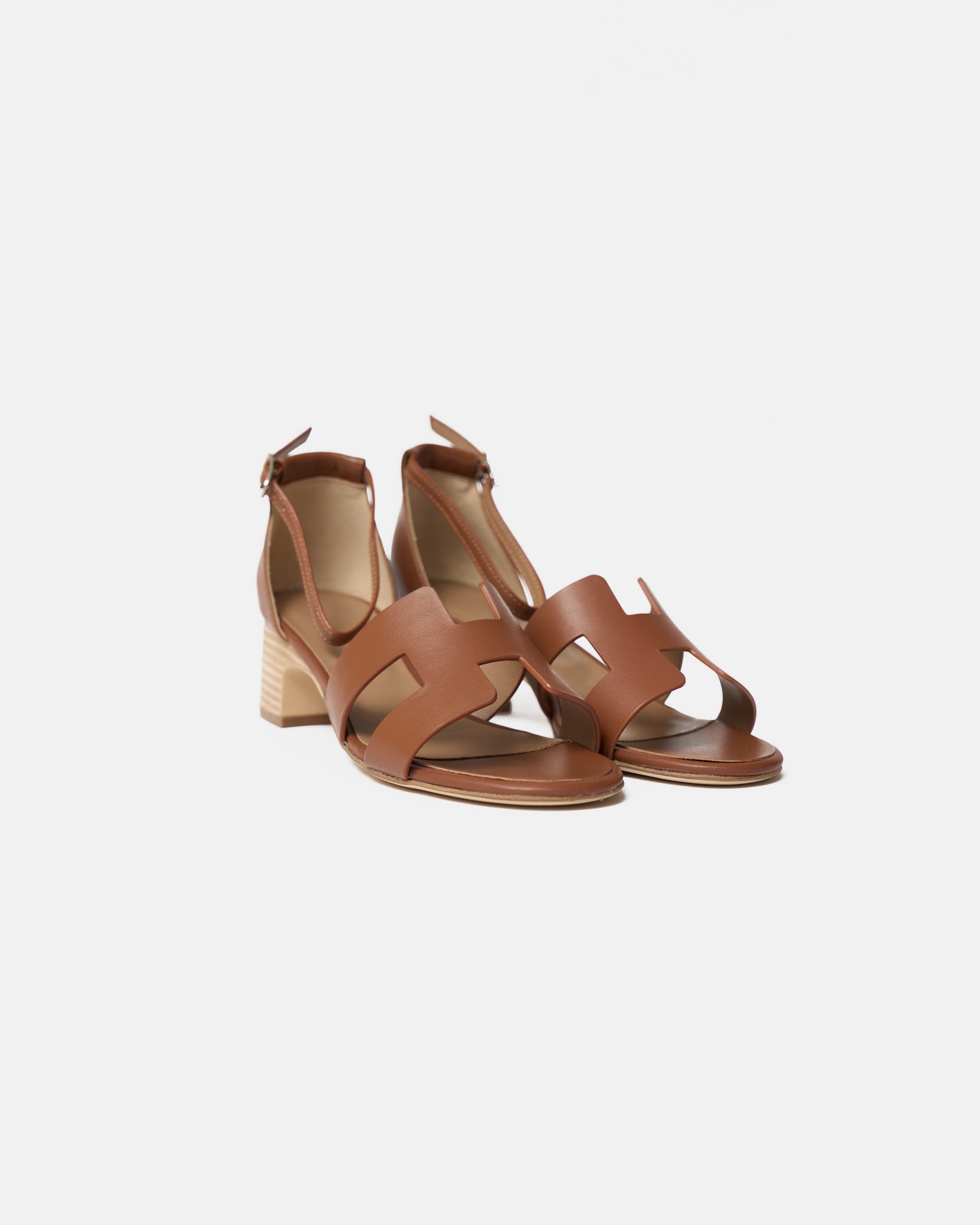 Hermès Encens 50 Naturel Sandals