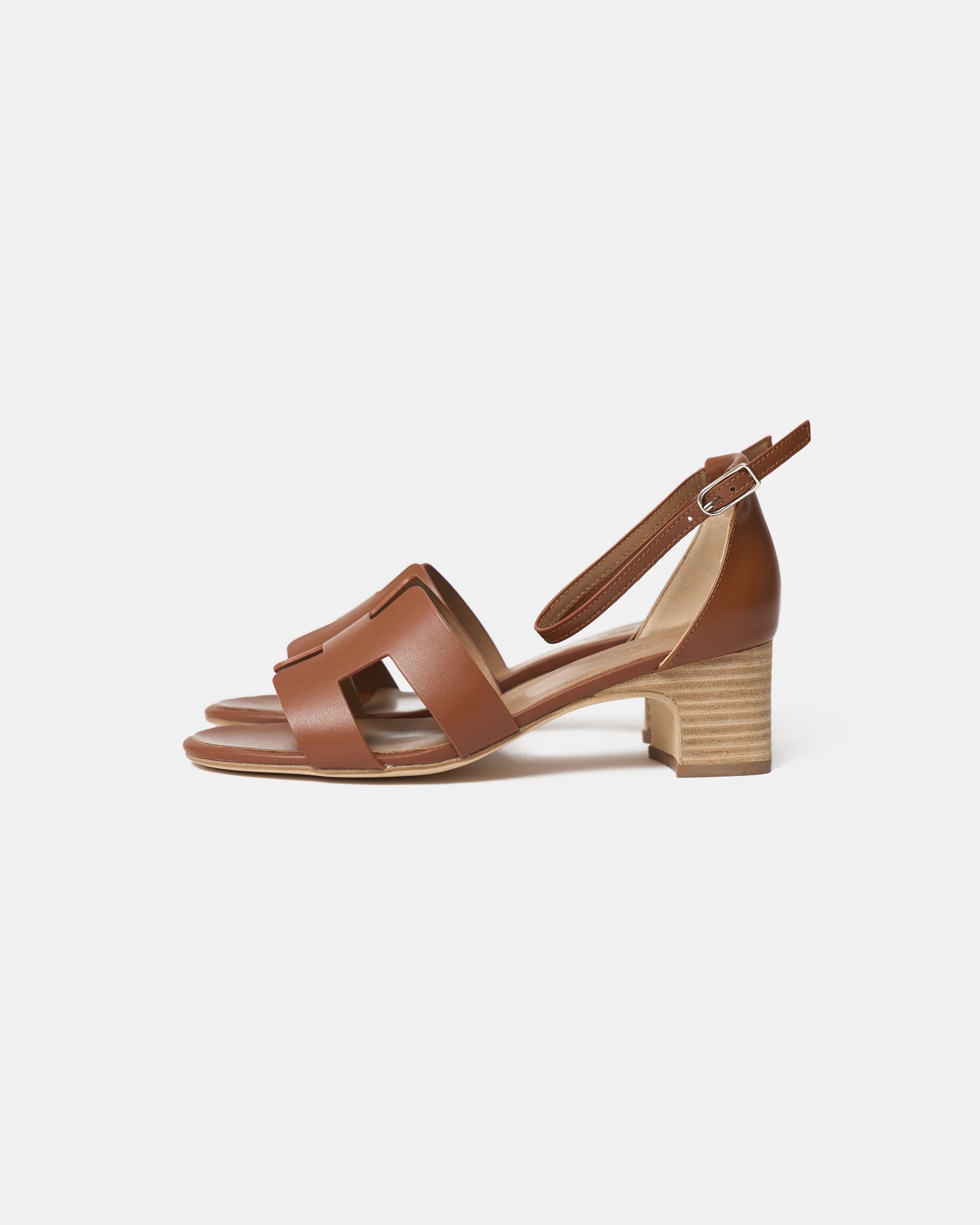 Hermès Encens 50 Naturel Sandals