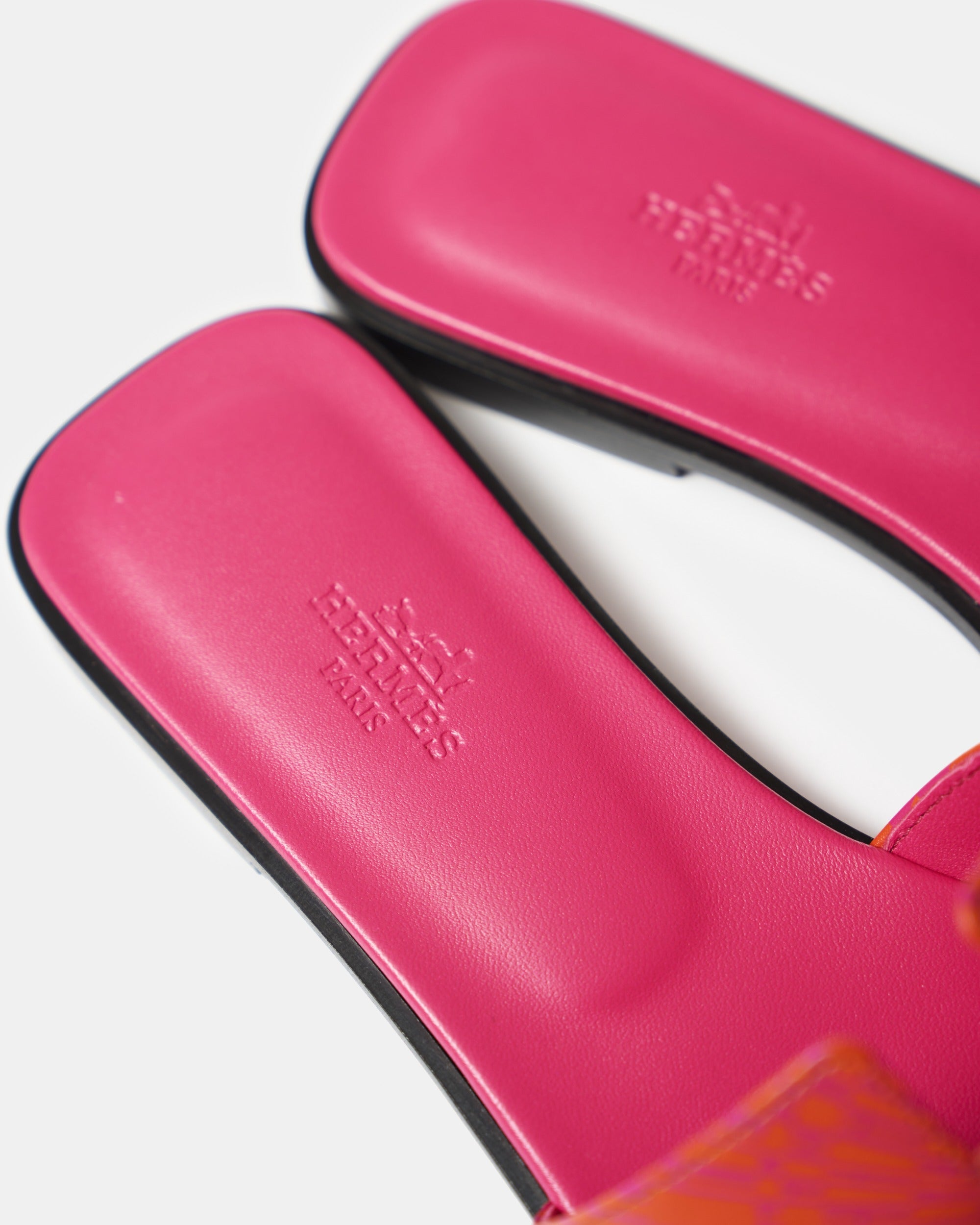 Hermès Oran Orange Rose Calfskin Sandals
