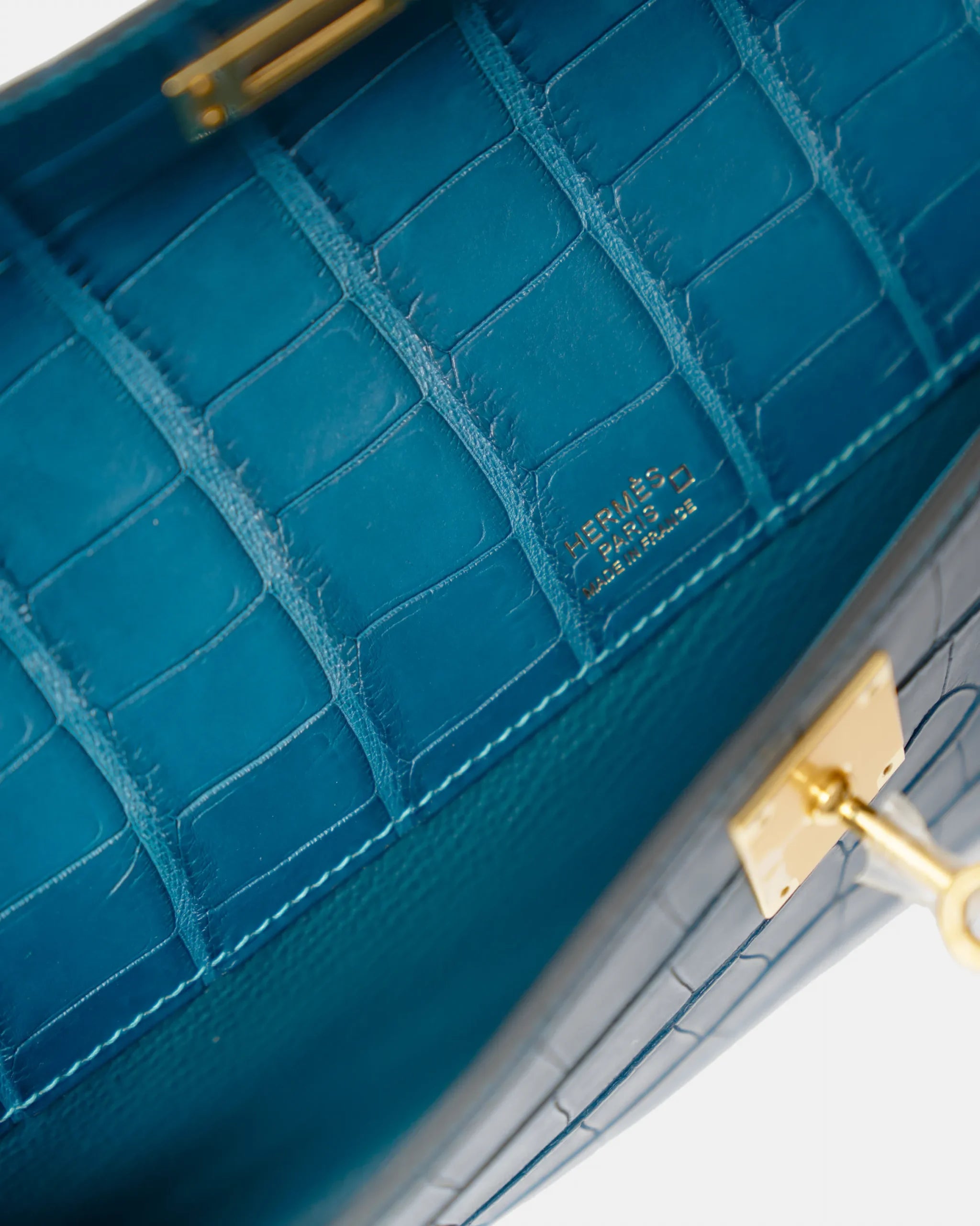 Hermès Bleu Colbert Kelly Cut Croc GHW