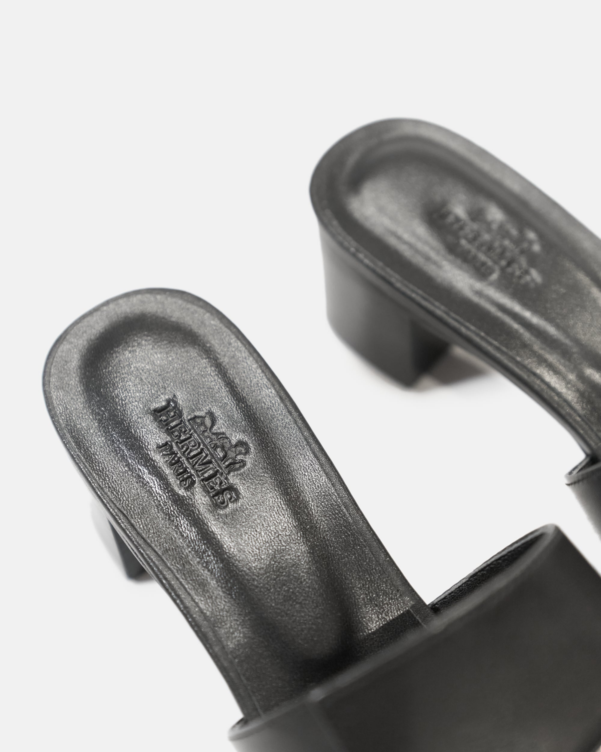 Hermès Candy Black Goatskin Ghw Sandals