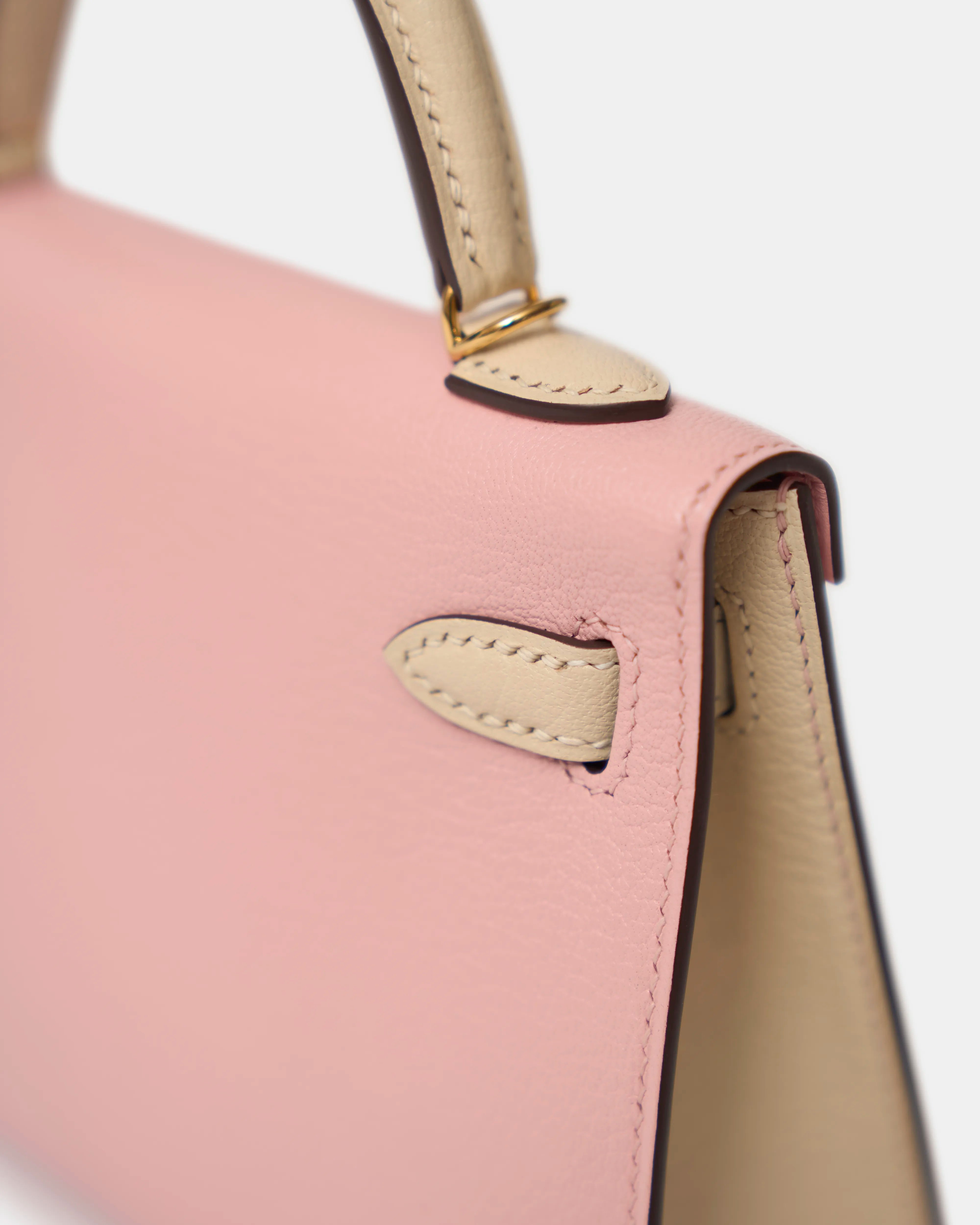 Hermès Mini Kelly Chevre Rose Sakura / Nata GHW