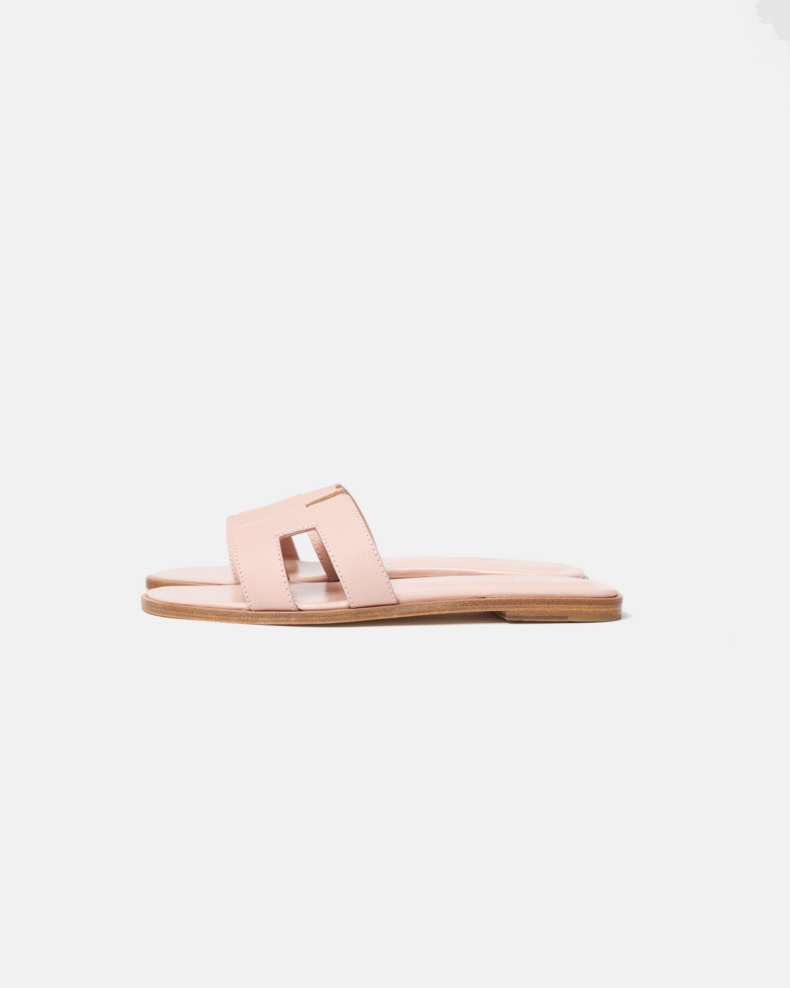 Hermès Oran Rose Pale Epsom Sandals