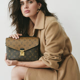 Louis Vuitton Pochette Metis Reverse