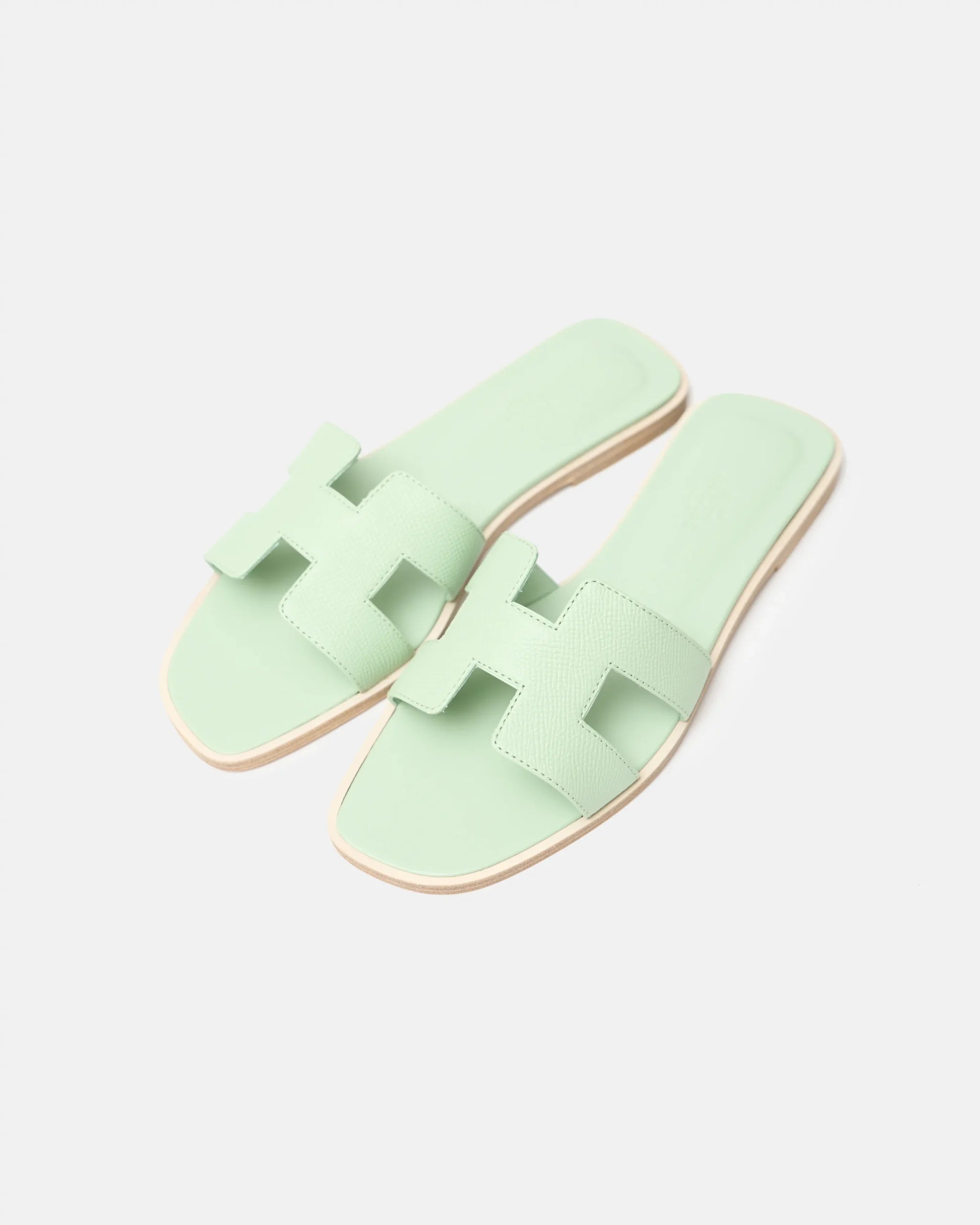 Hermès Oran Vert Jade Epsom Sandals