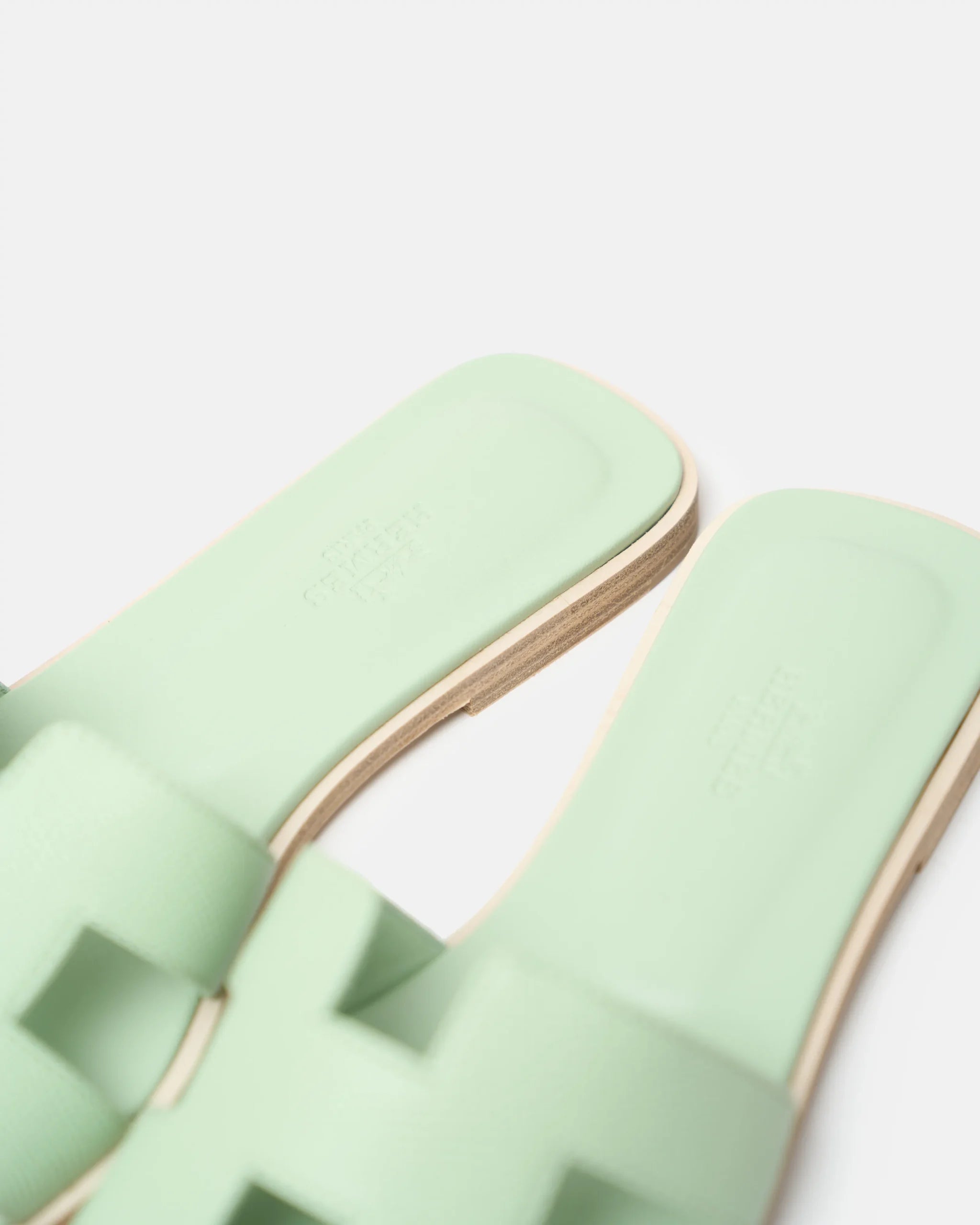 Hermès Oran Vert Jade Epsom Sandals