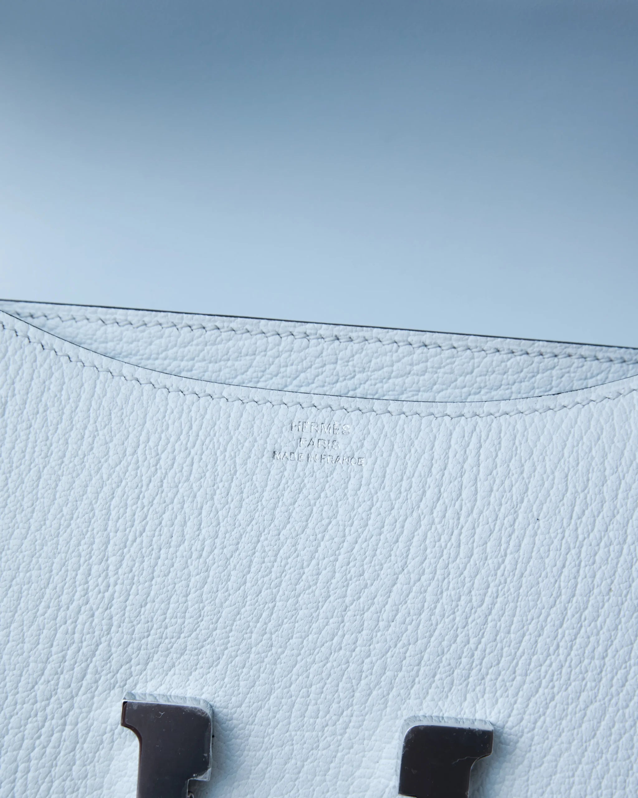 Hermès Constance 18 Blue Brume Chevre Phw