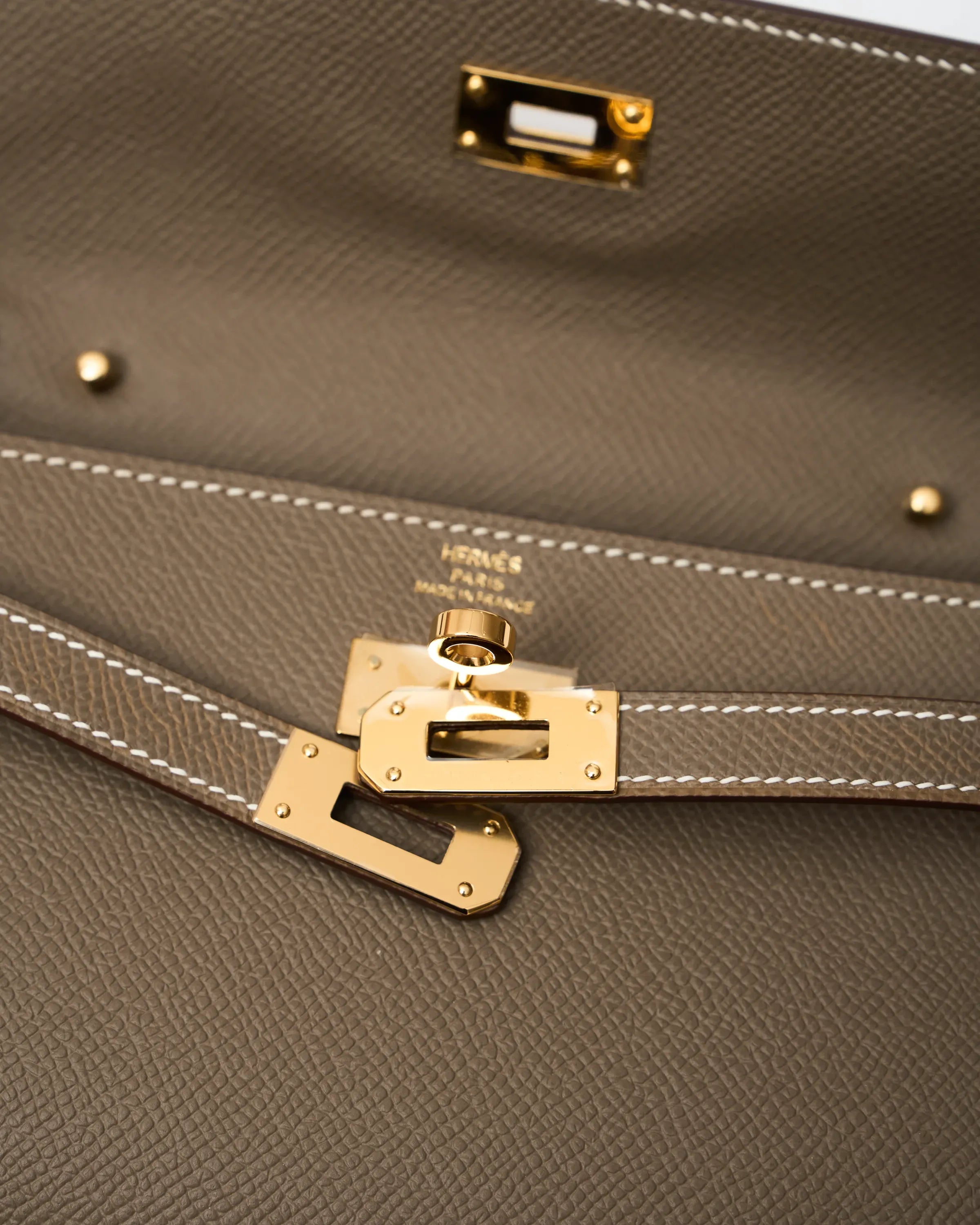 Hermès Kelly Classic Wallet To Go Etoupe Epsom GHW