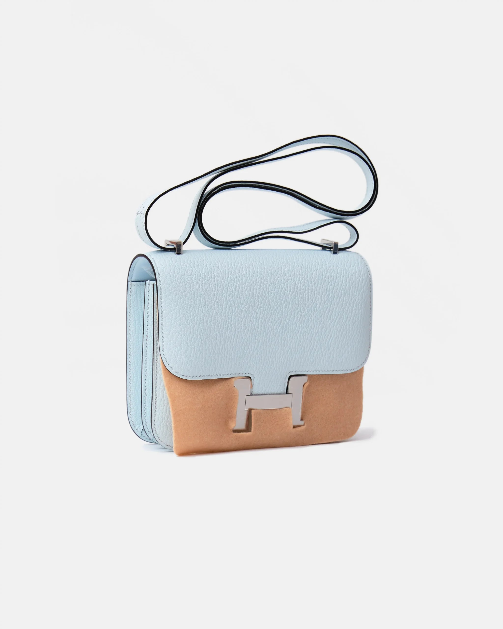 Hermès Constance 18 Blue Brume Chevre Phw