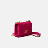 Chanel 19 Wallet on Chain Fuchsia