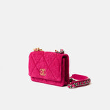 Chanel 19 Wallet on Chain Fuchsia