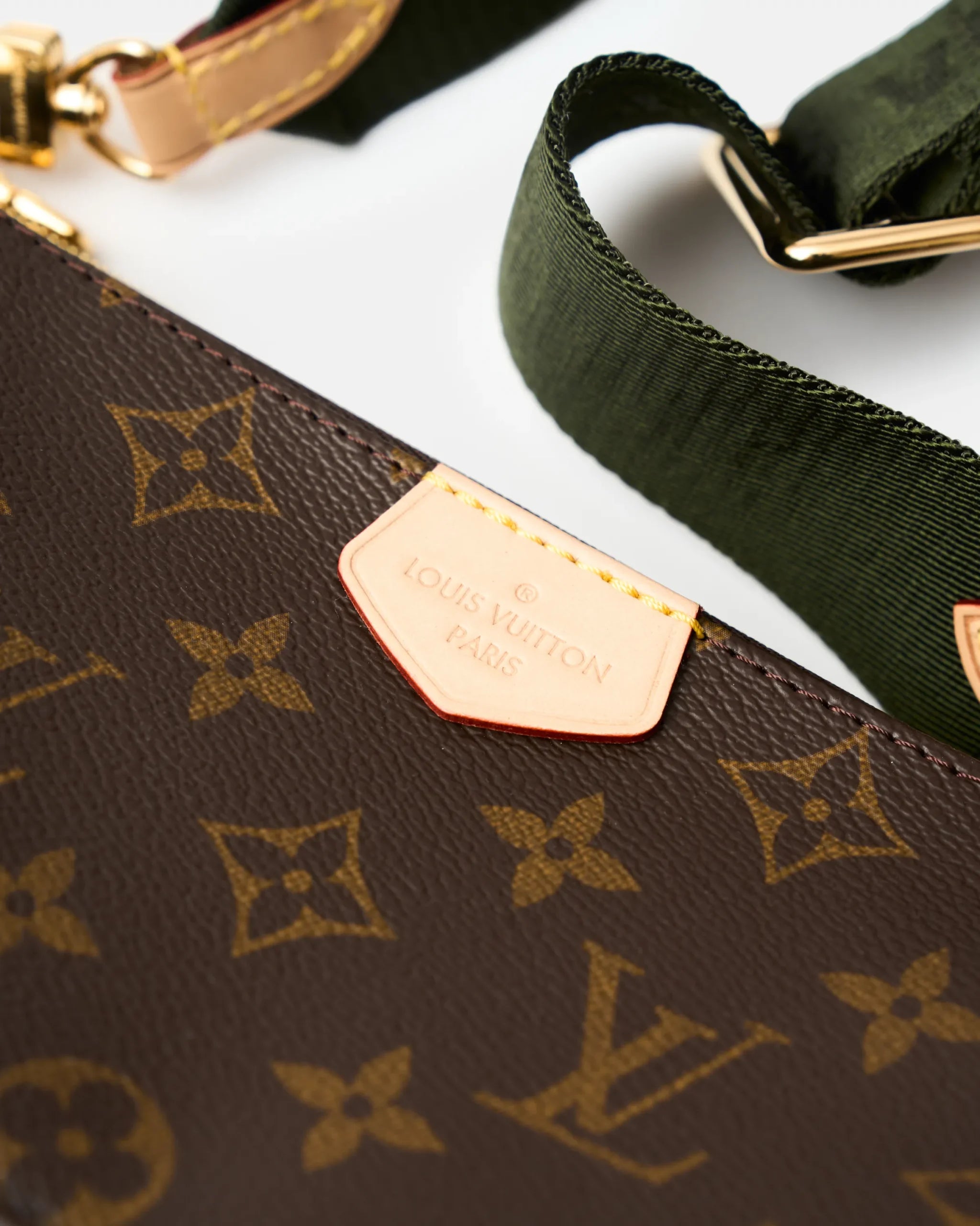 Louis Vuitton Multi Pochette Accessoires Khaki Monogram