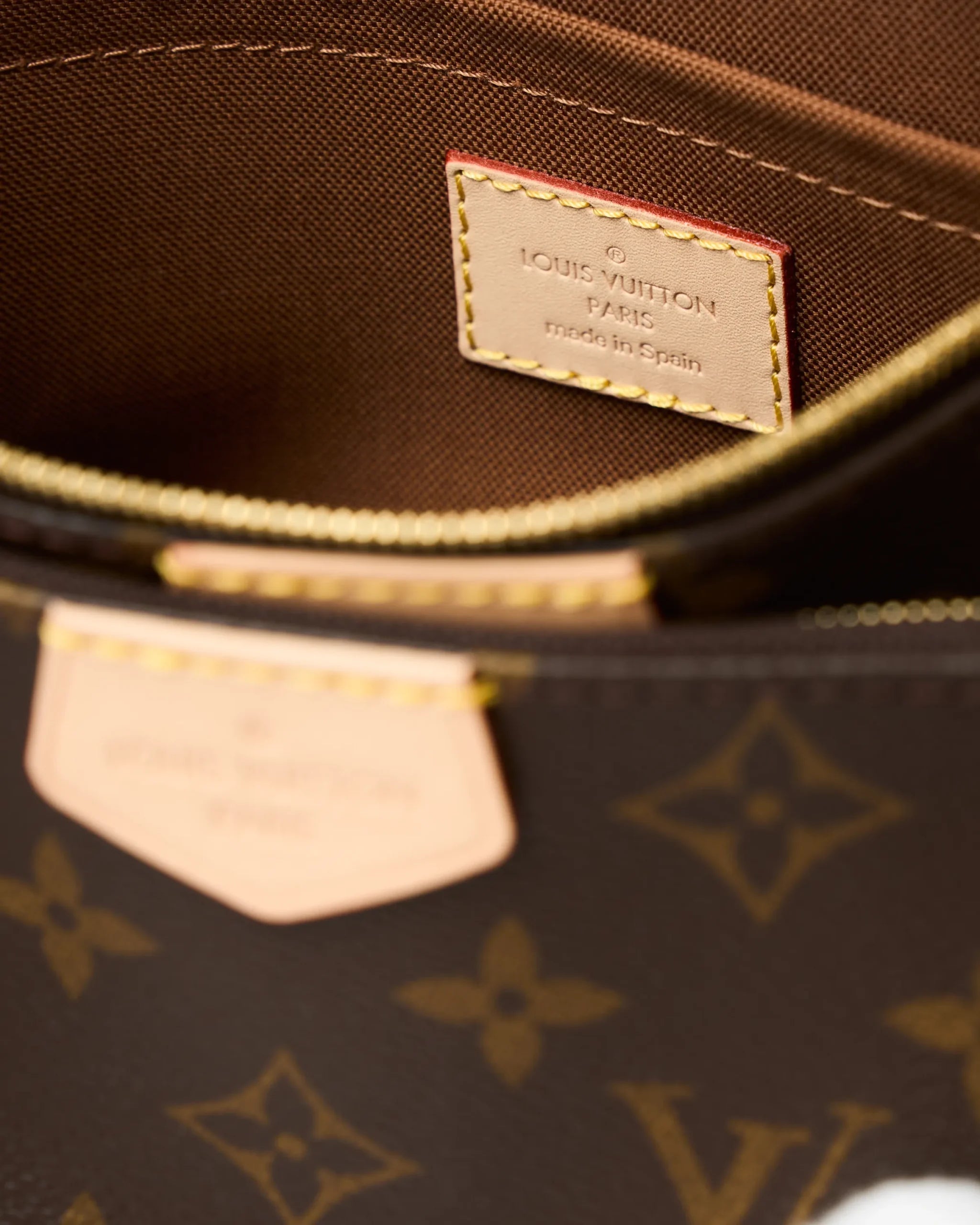 Louis Vuitton Multi Pochette Accessoires Khaki Monogram