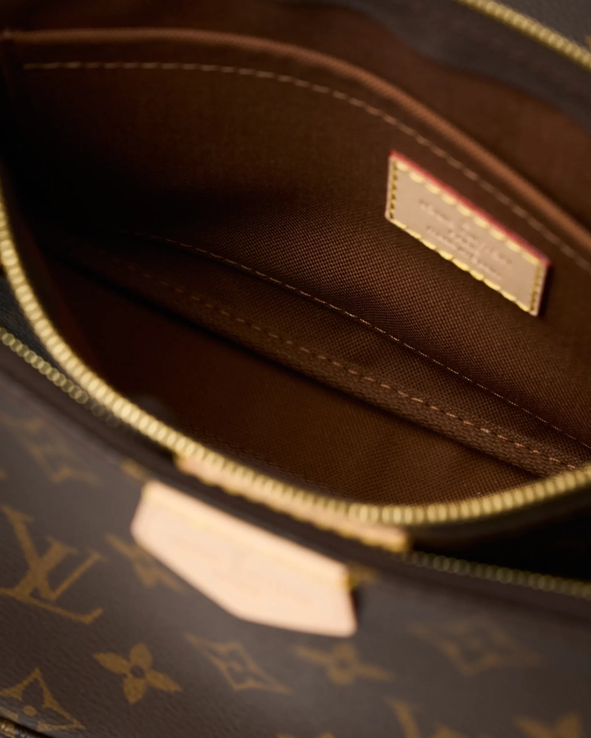 Louis Vuitton Multi Pochette Accessoires Khaki Monogram