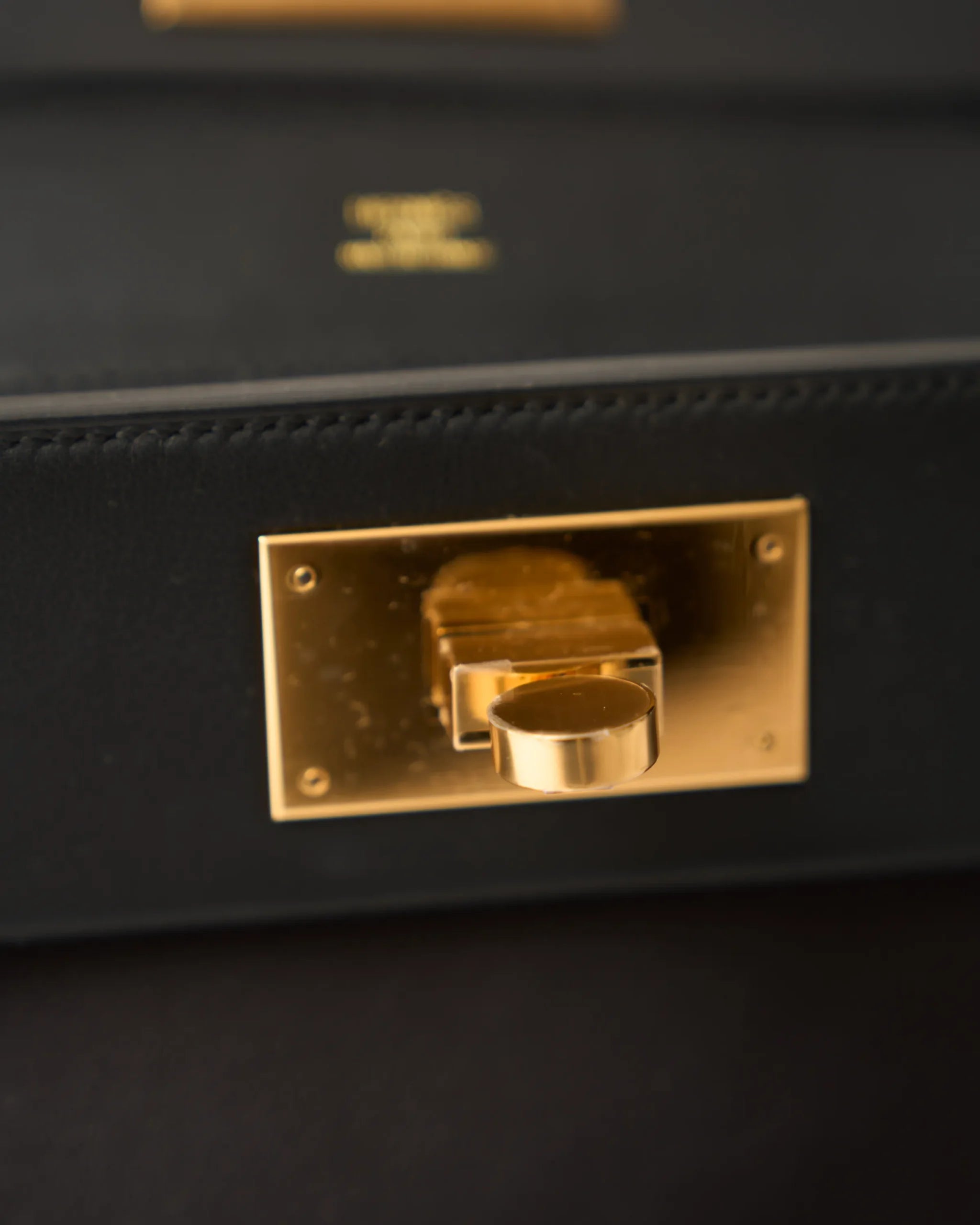Hermès 2424 Black Swift GHW