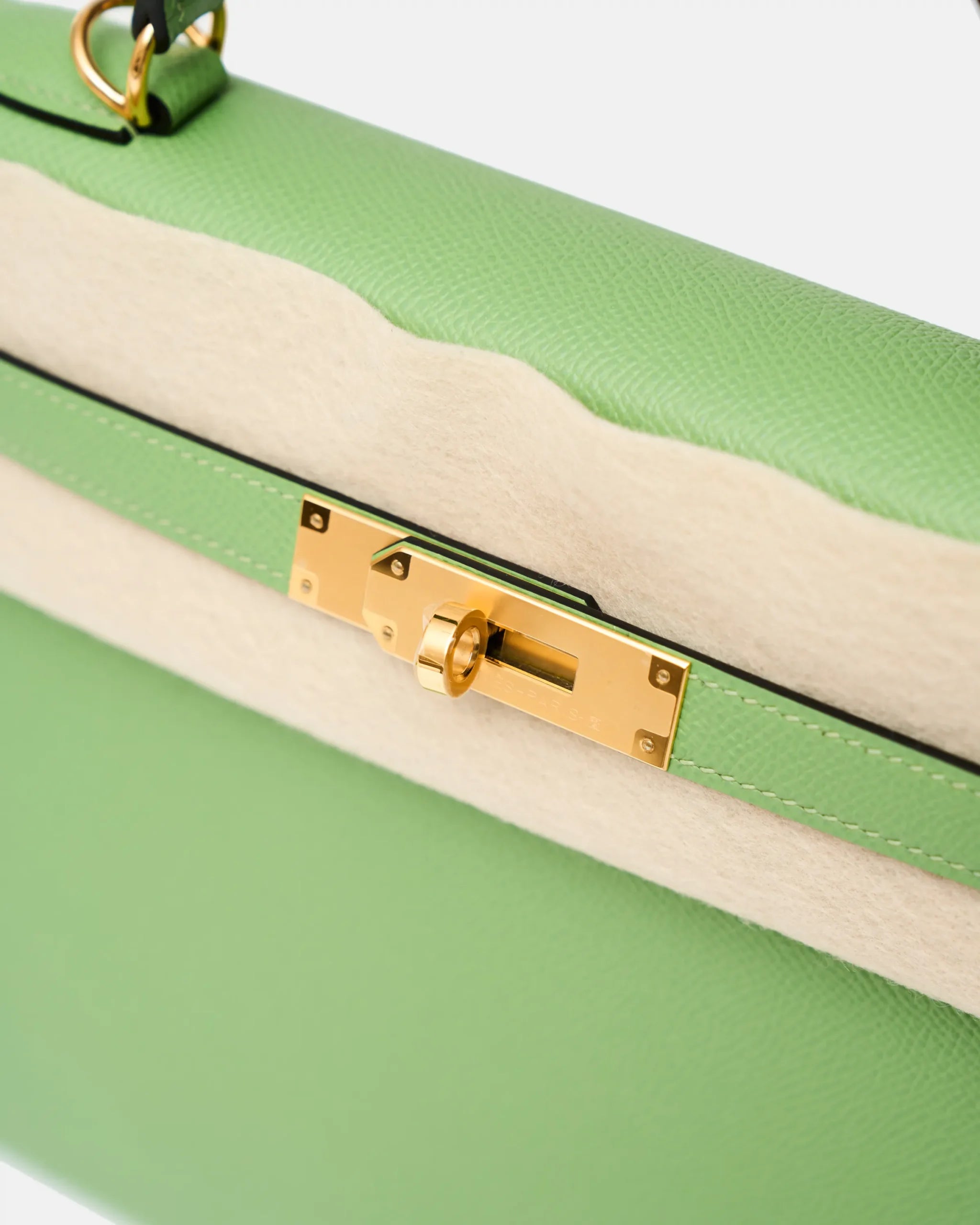 Hermès Kelly 28 Vert Criquet Epsom GHW