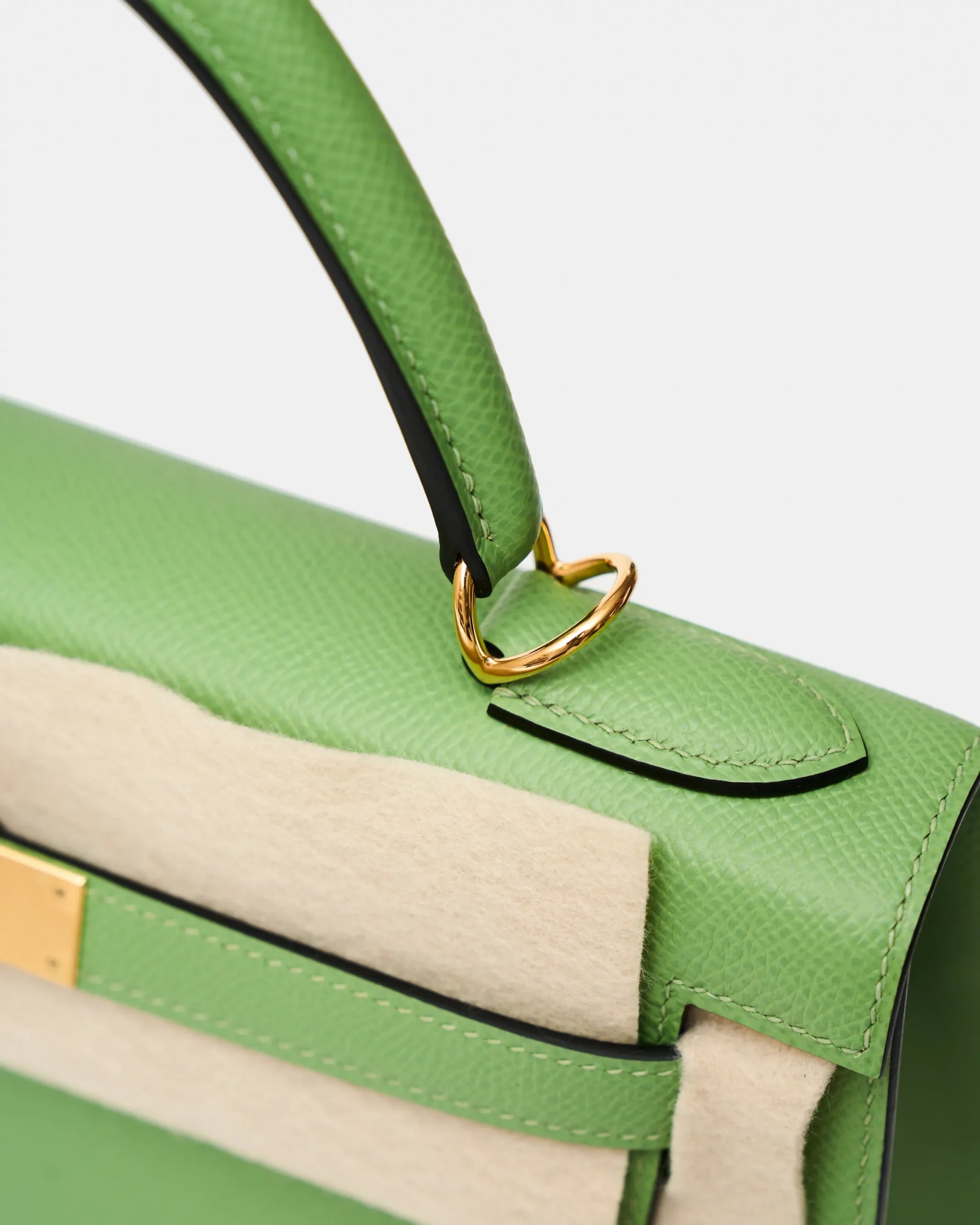 Hermès Kelly 28 Vert Criquet Epsom GHW