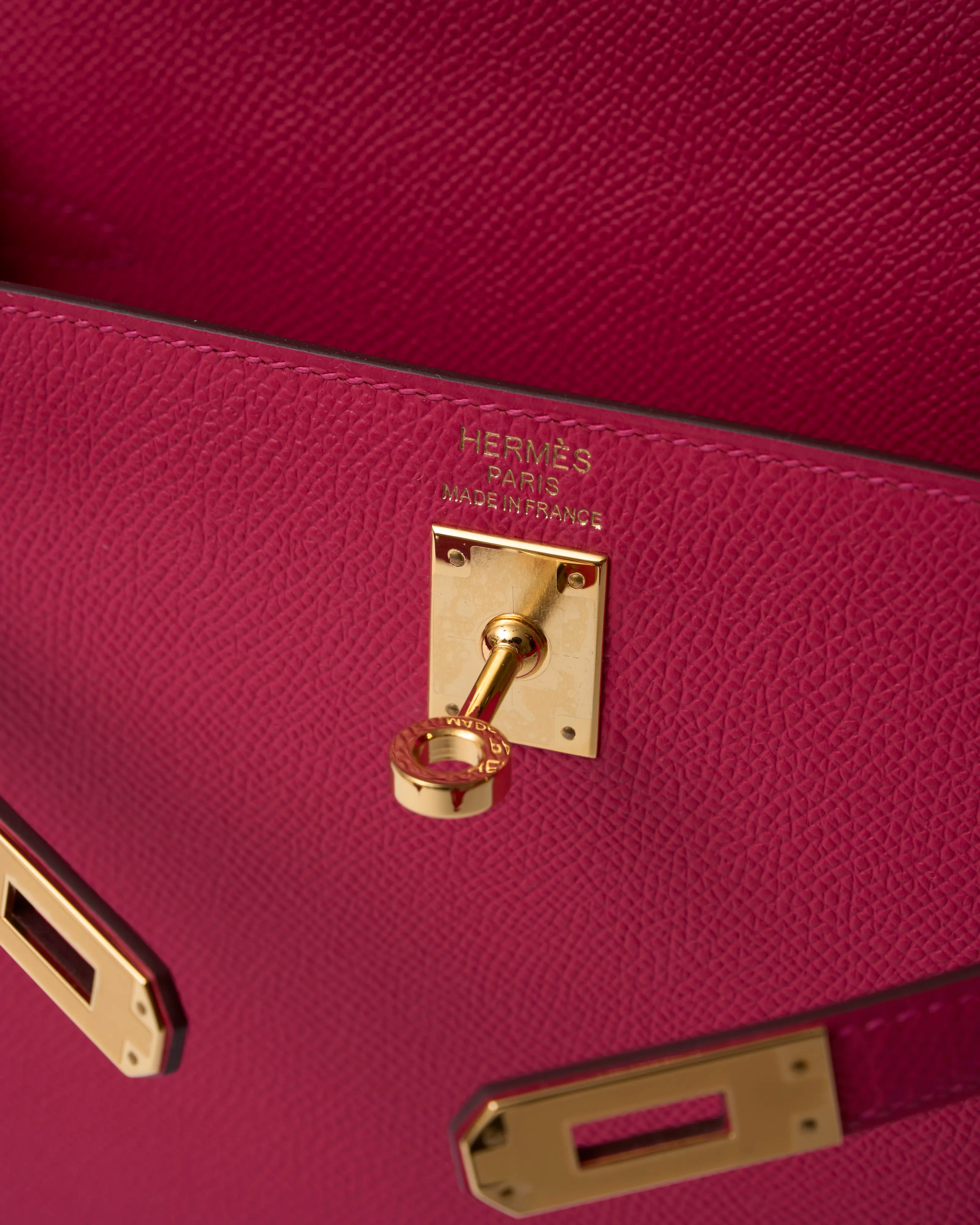 Hermès Kelly 25 Rose Mexico Epsom GHW