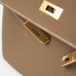 Hermès Kelly 28 Etoupe Togo GHW