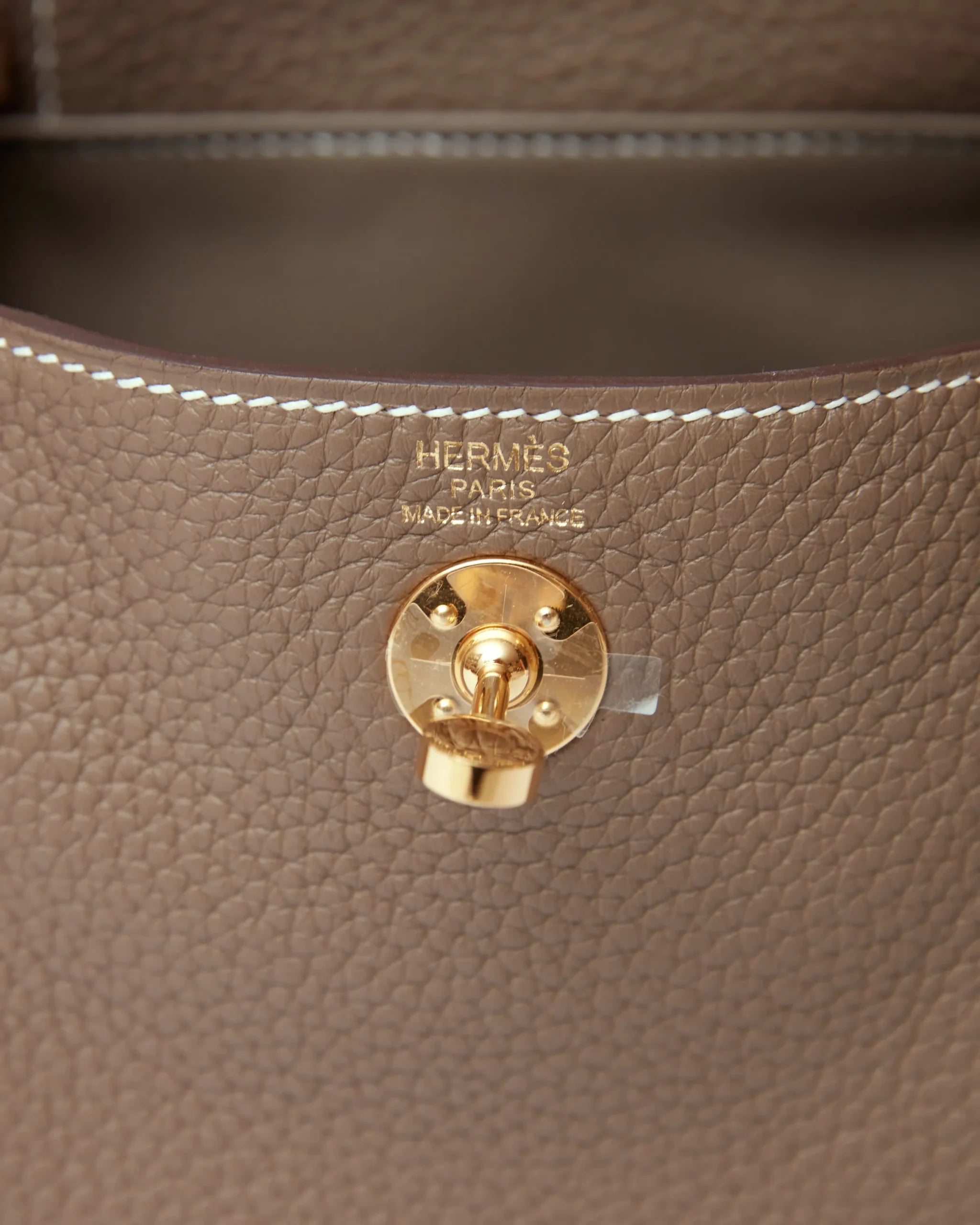 Hermès Mini Lindy 20 Etoupe Clemence GHW