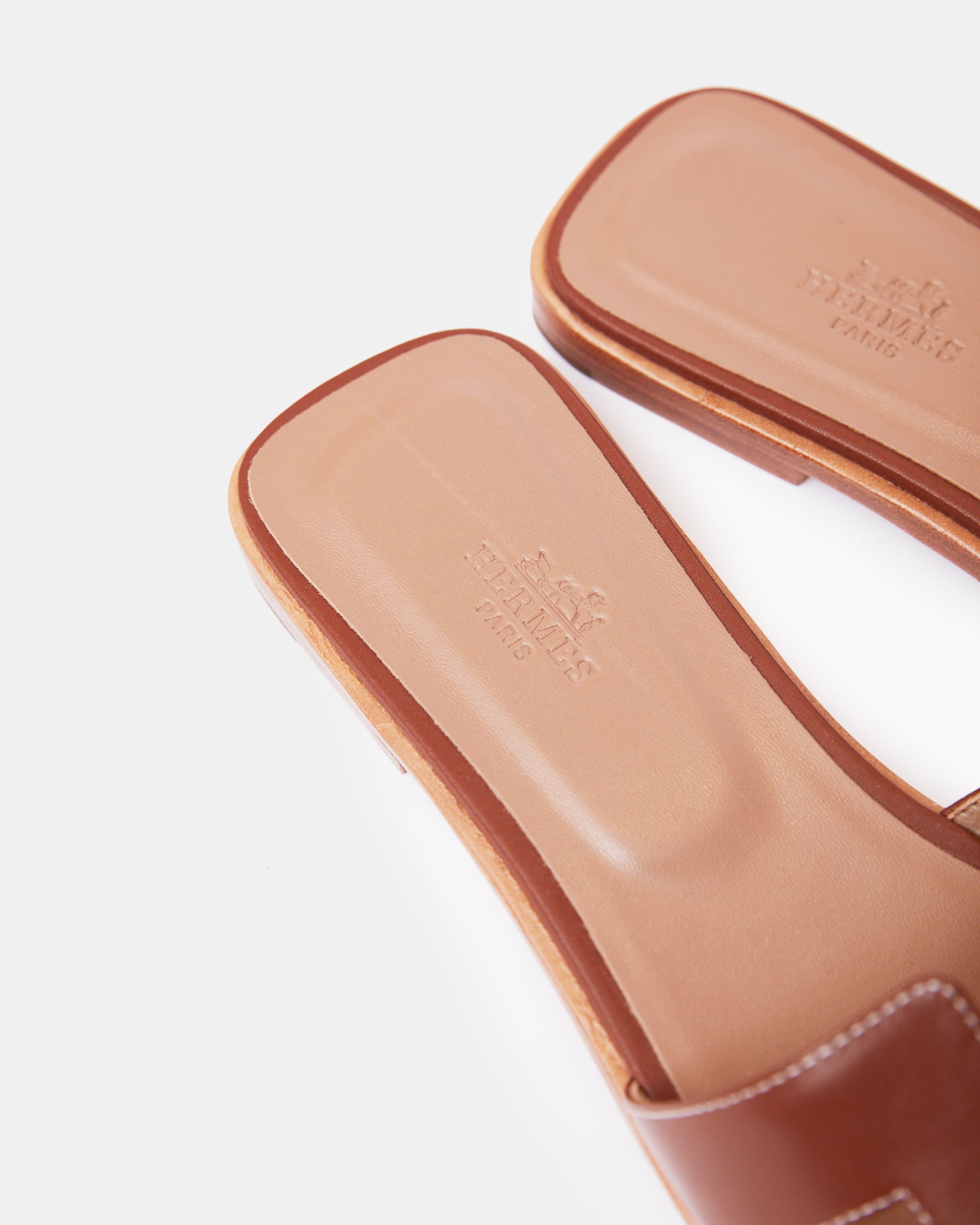 Hermès Oran Gold Sandal