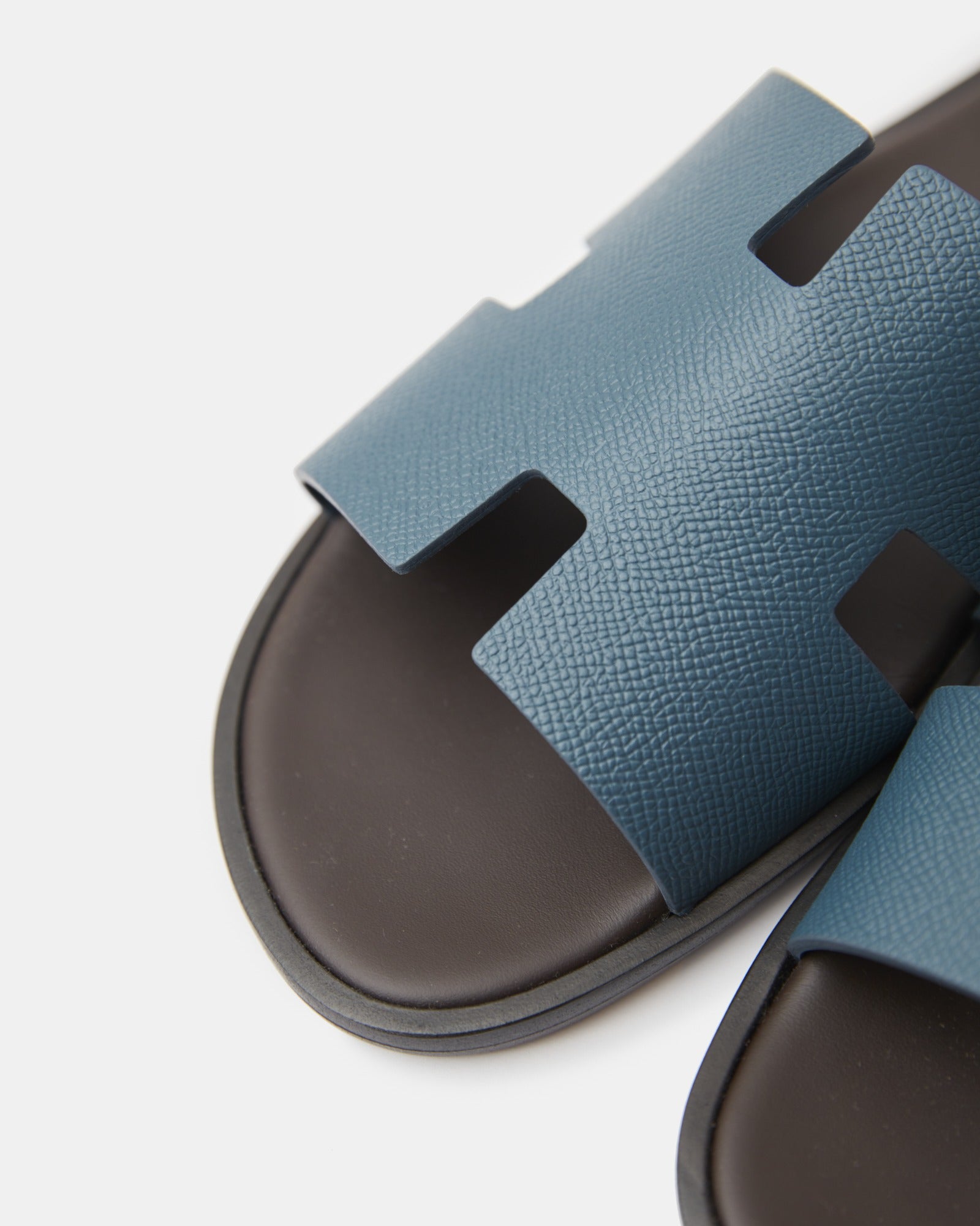 Hermes Izmir Bleu Canard/ Marron Ebene Epsom Sandals