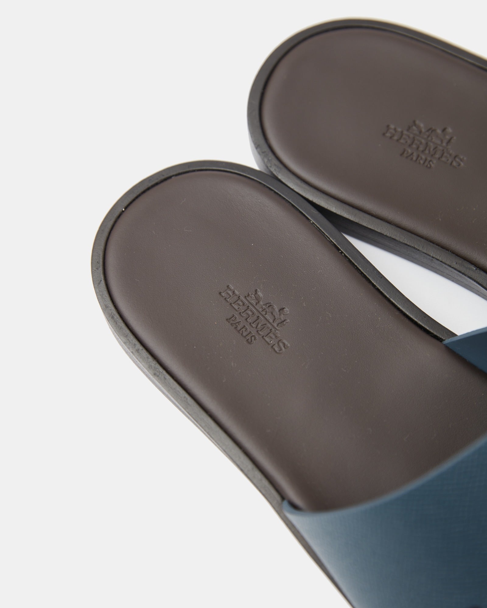 Hermes Izmir Bleu Canard/ Marron Ebene Epsom Sandals