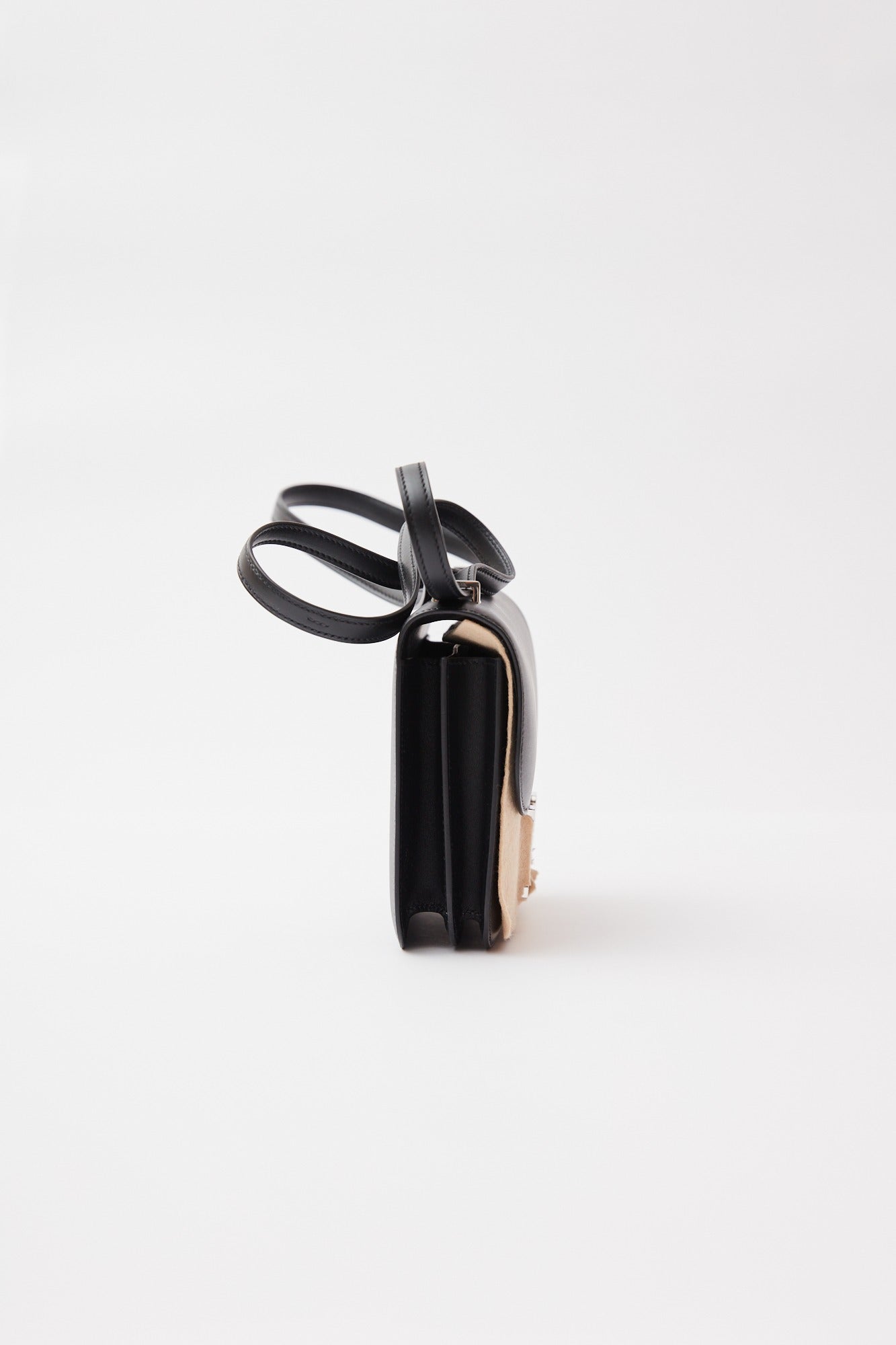 Hermès Constance 18 Black/Ombre Monsieur/Lizard PHW