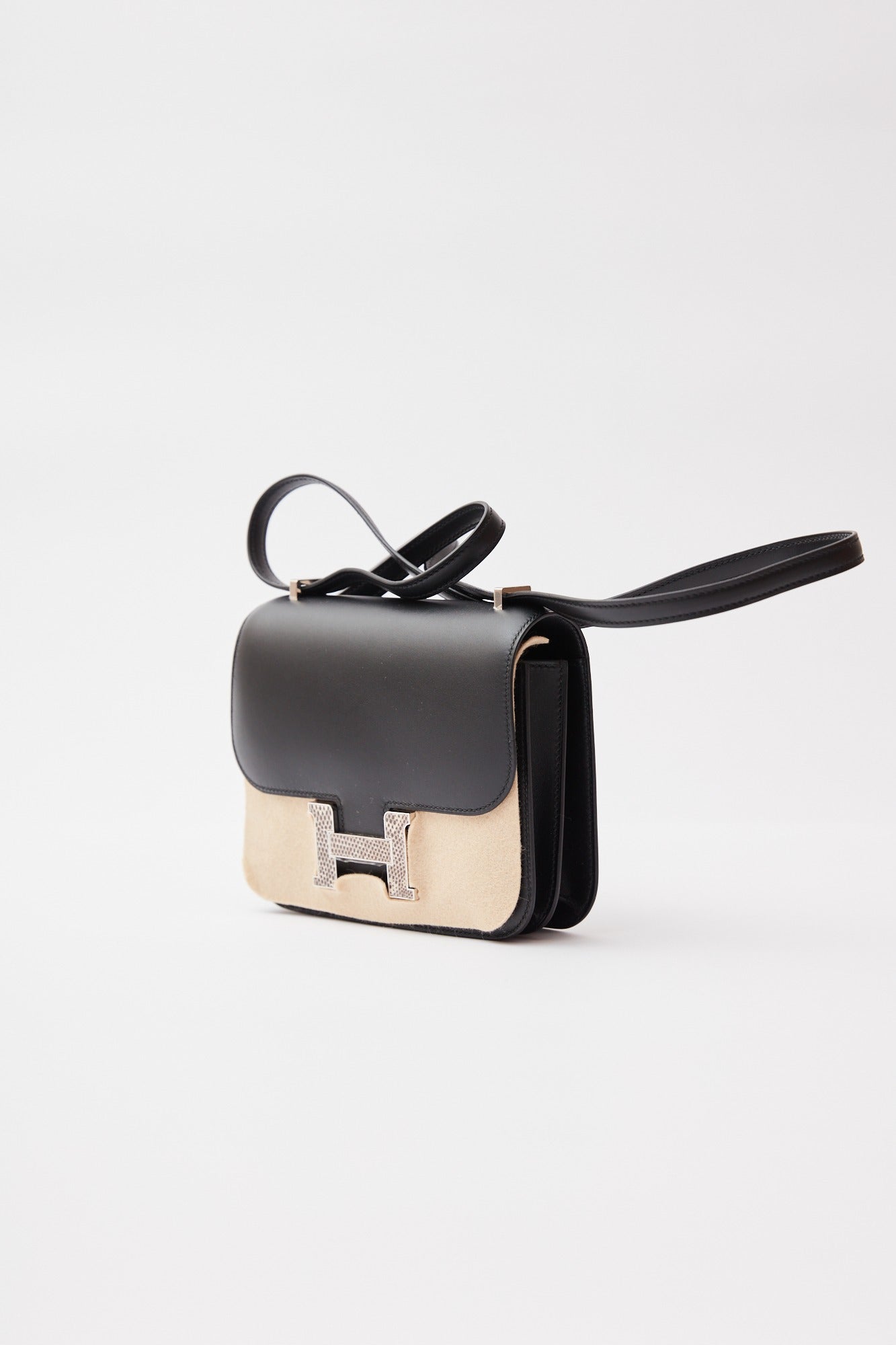 Hermès Constance 18 Black/Ombre Monsieur/Lizard PHW