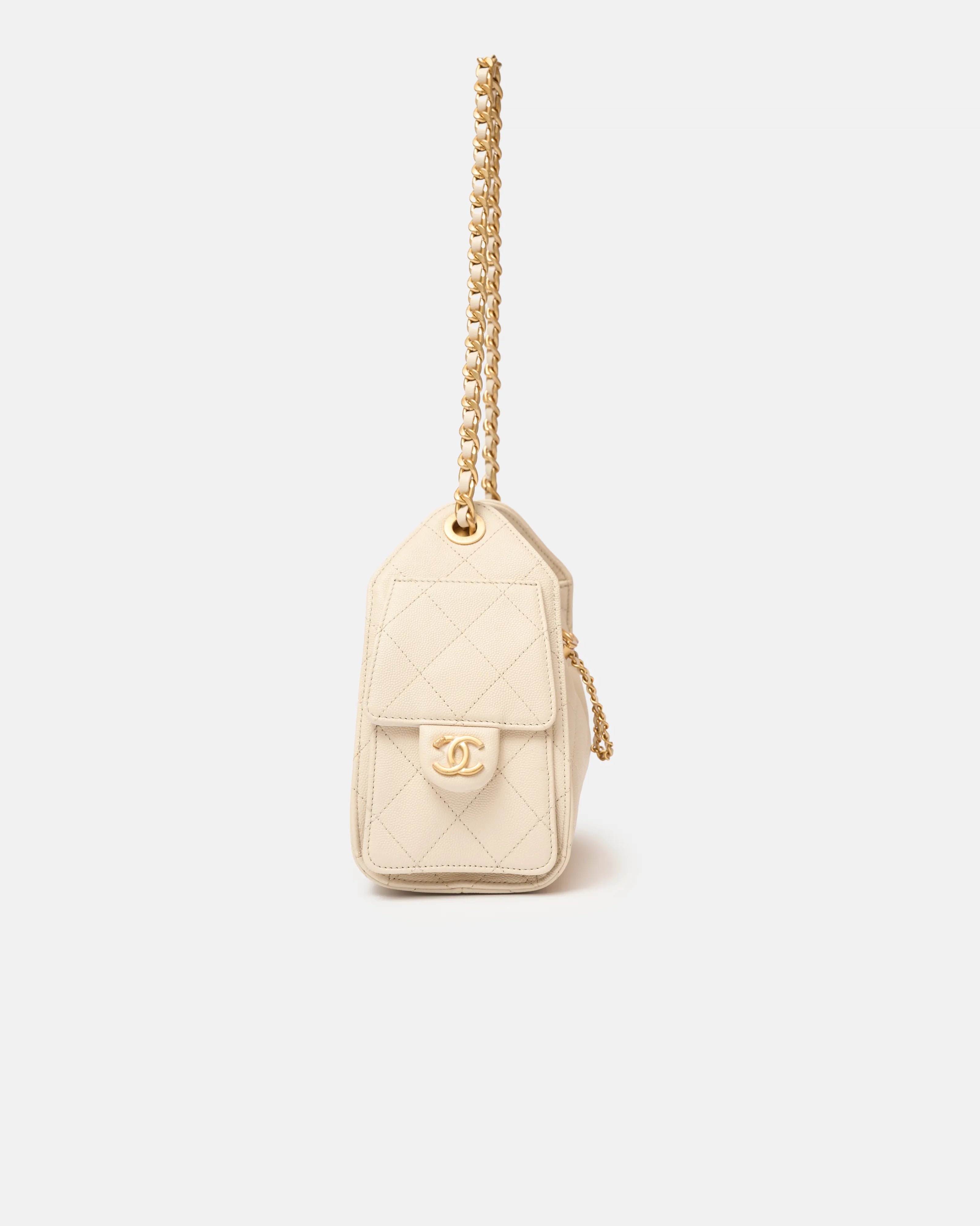 Chanel 25 shoulder bag in beige color and grained calfskin material in GHW 