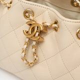 Chanel 25 shoulder bag in beige color and grained calfskin material in GHW 