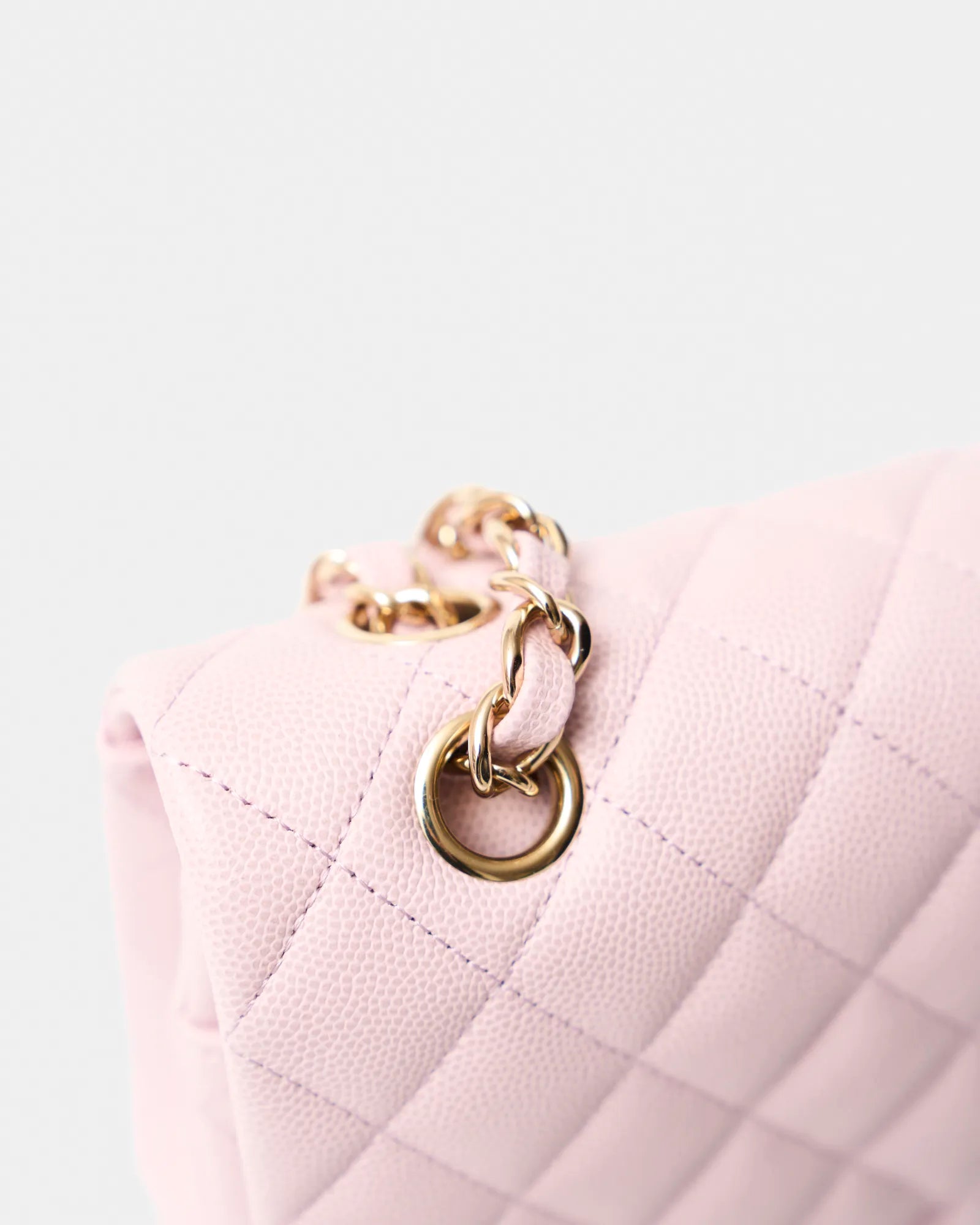 Chanel Classic Double Flap Medium Pink Caviar Gold-Tone Metal
