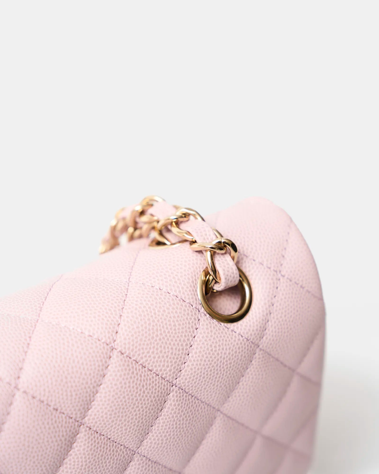 Chanel Classic Double Flap Medium Pink Caviar Gold-Tone Metal