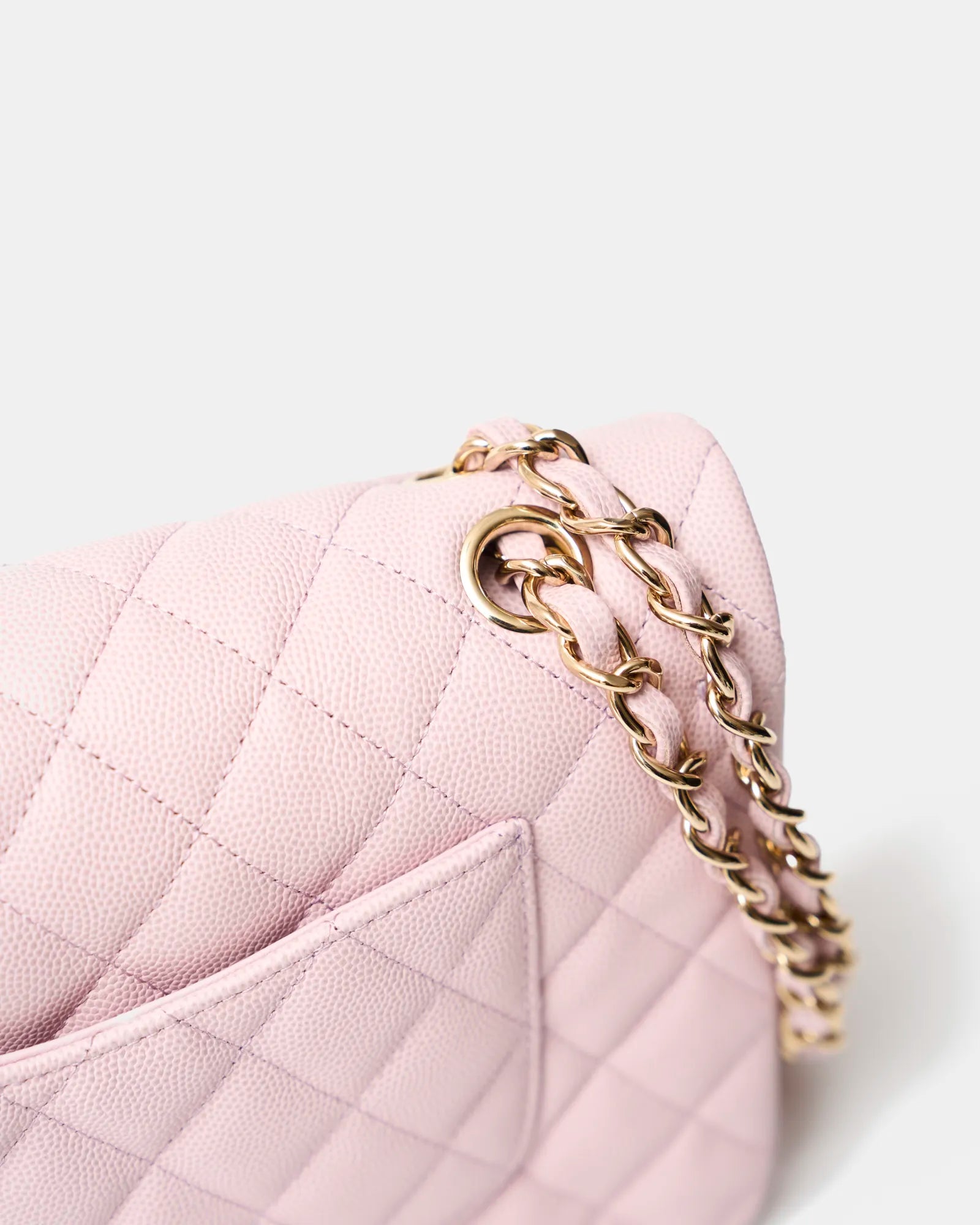 Chanel Classic Double Flap Medium Pink Caviar Gold-Tone Metal