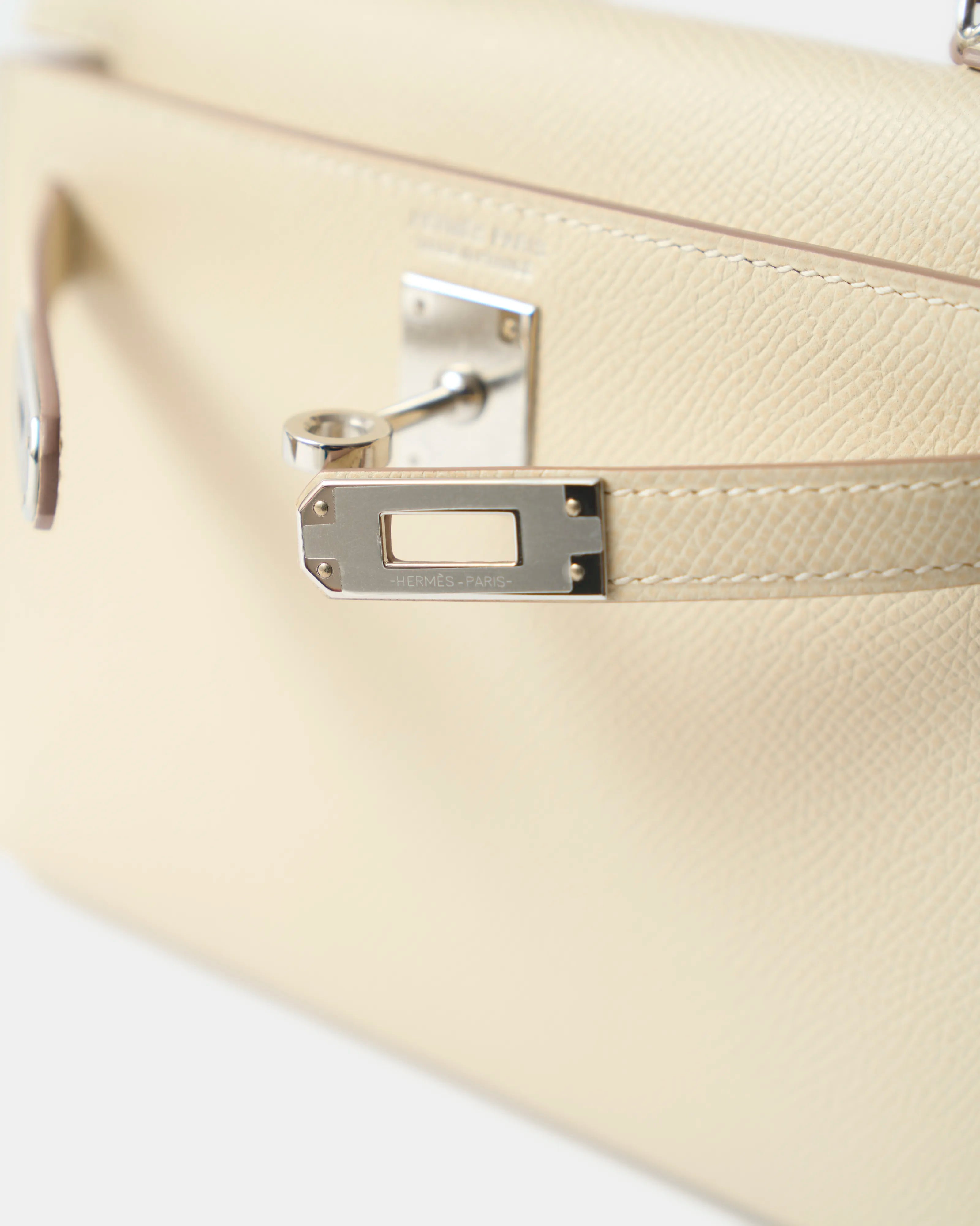 Hermès Mini Kelly 20 Craie Epsom PHW
