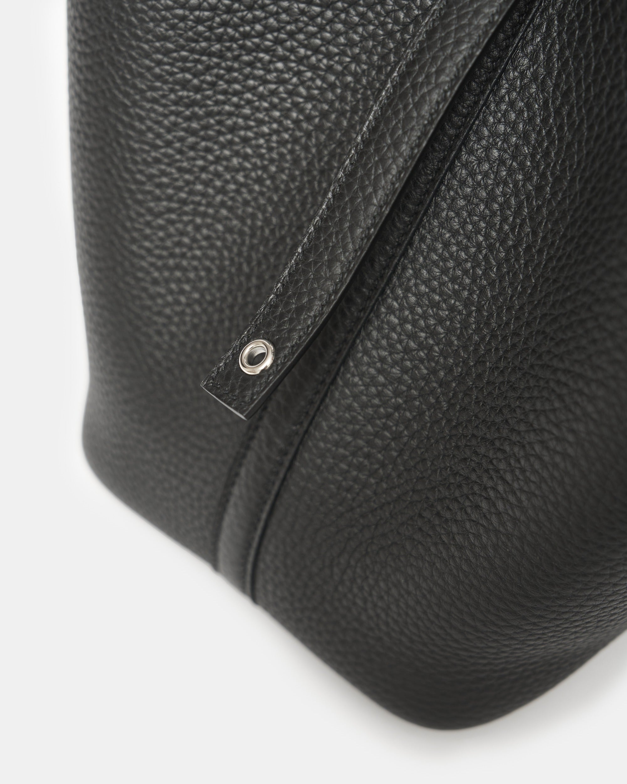 Hermès Picotin 18 Black Clemence PHW