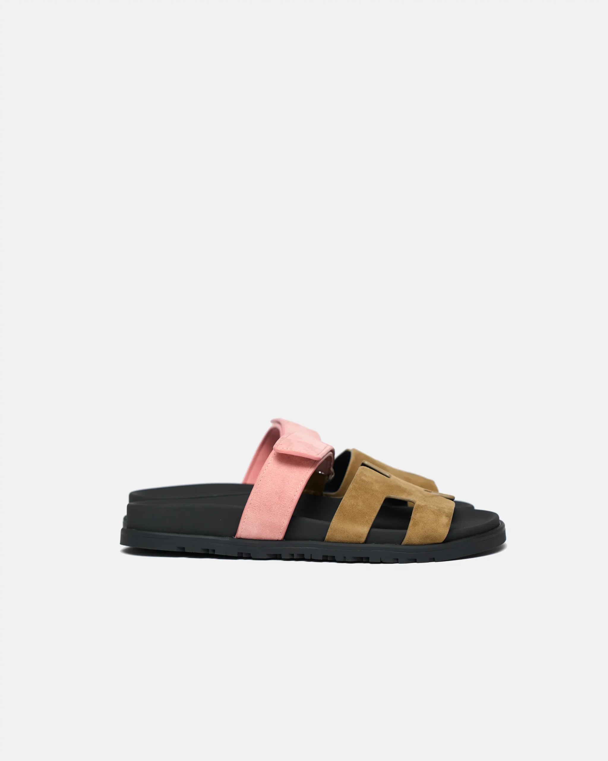 Hermès Chypre Toundra Rose Du Desert Suede Sandals