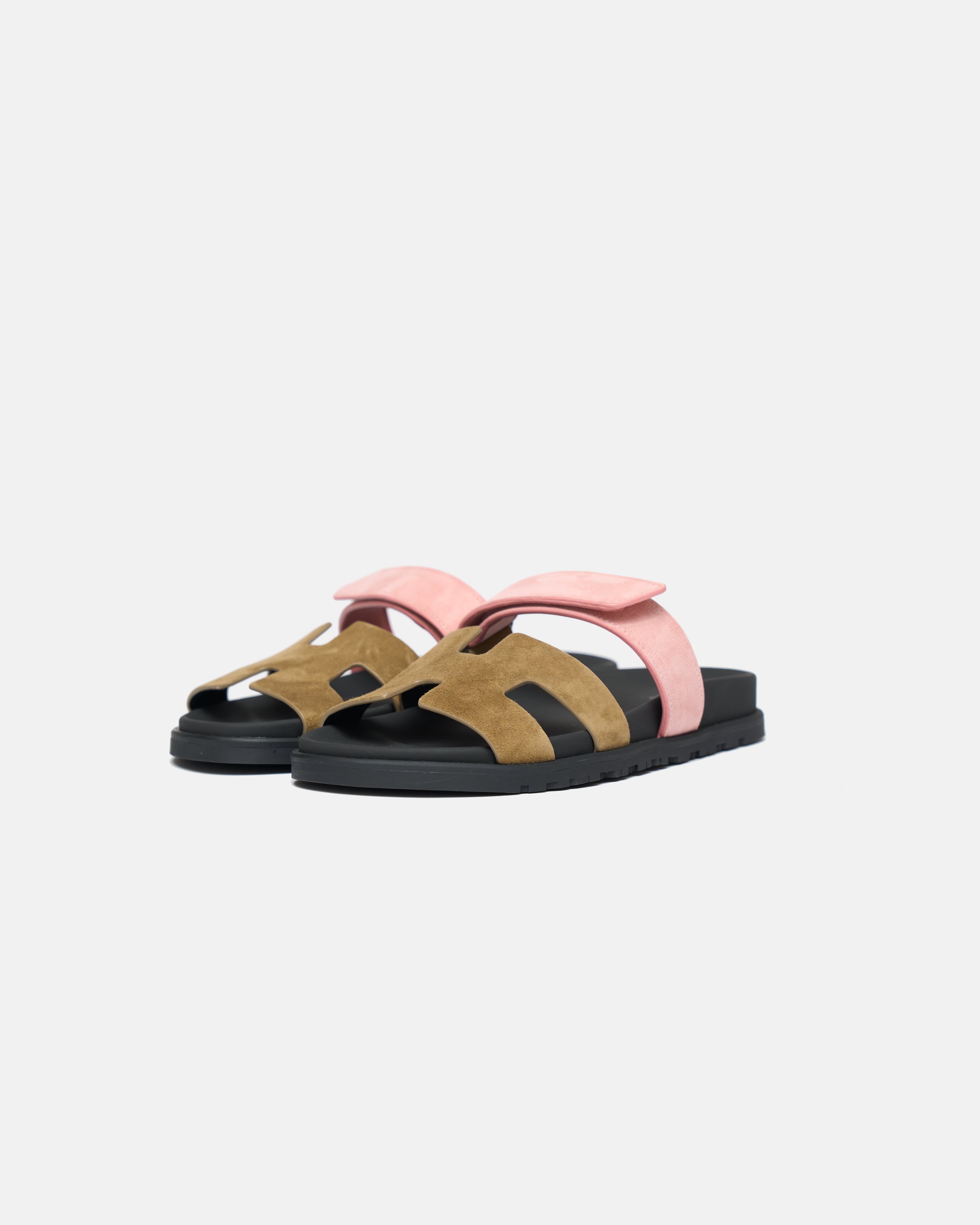Hermès Chypre Toundra Rose Du Desert Suede Sandals