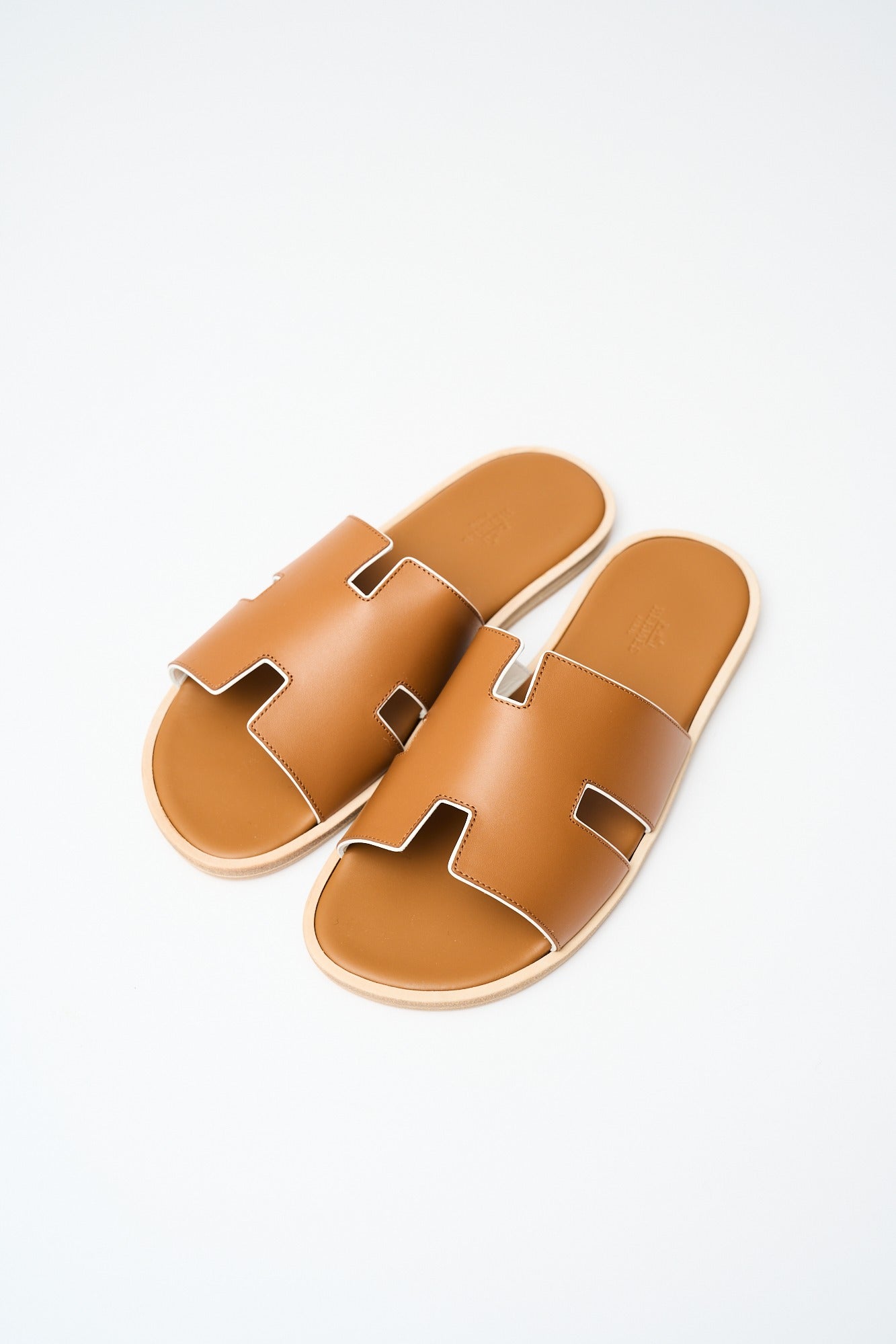 Hermès Izmir Naturel/Blanc Sandal 42