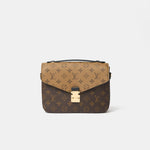 Louis Vuitton Pochette Metis Reverse