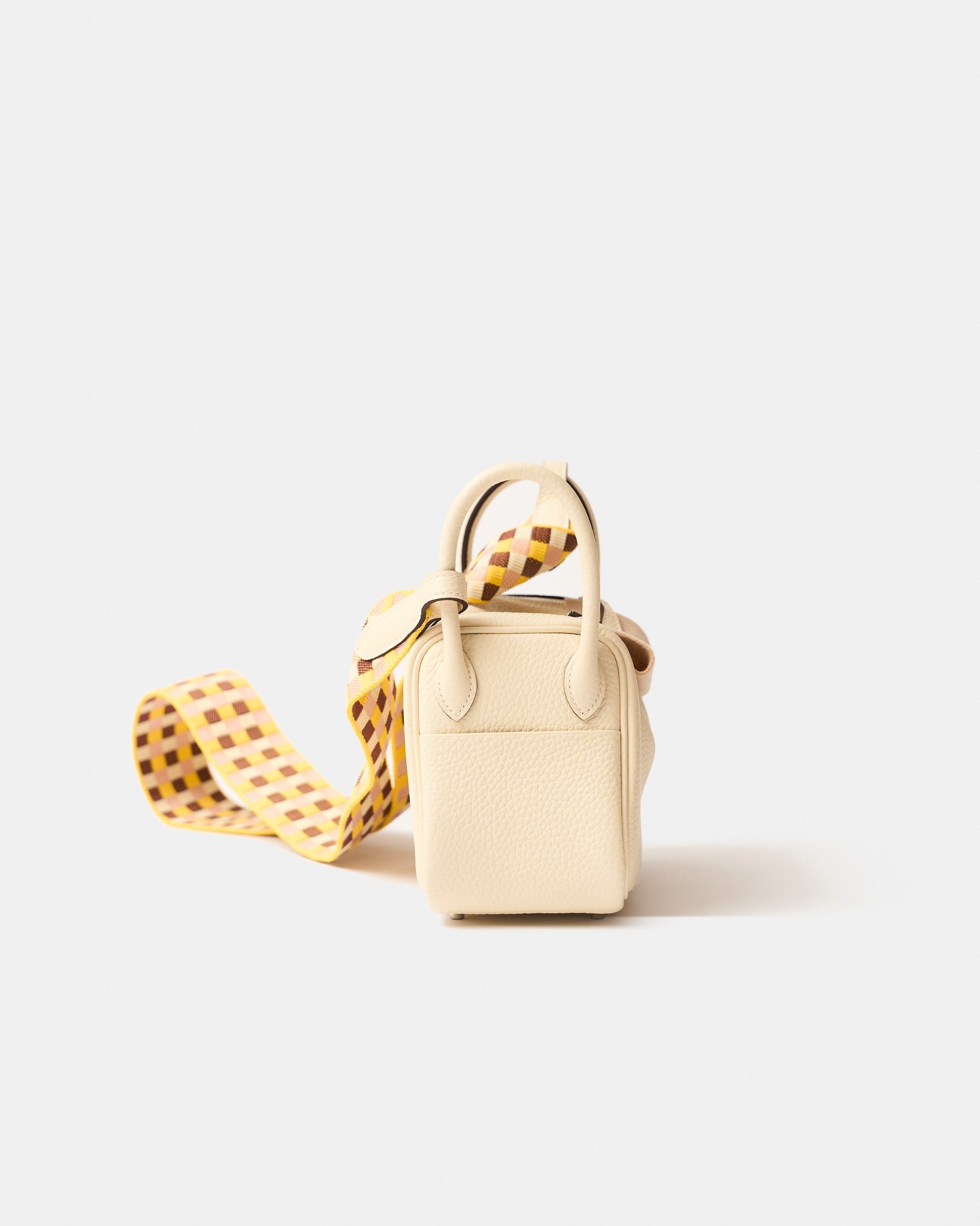 Hermès Mini Lindy 16 Nata Clemence PHW