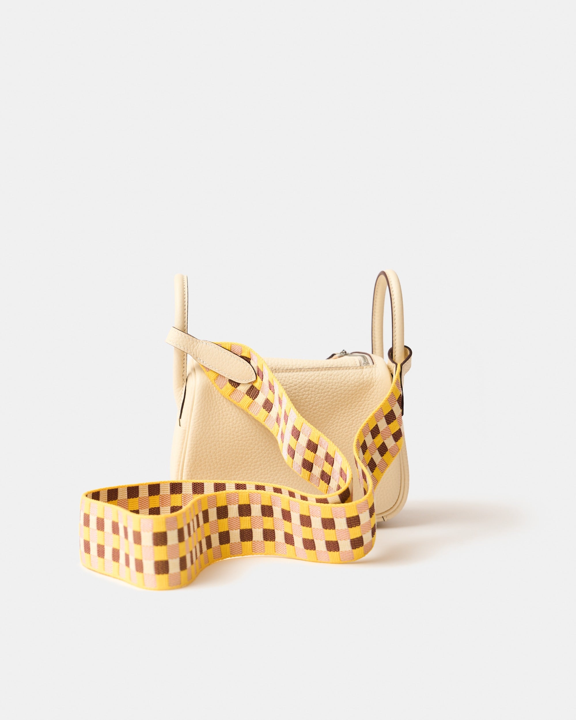 Hermès Mini Lindy 16 Nata Clemence PHW
