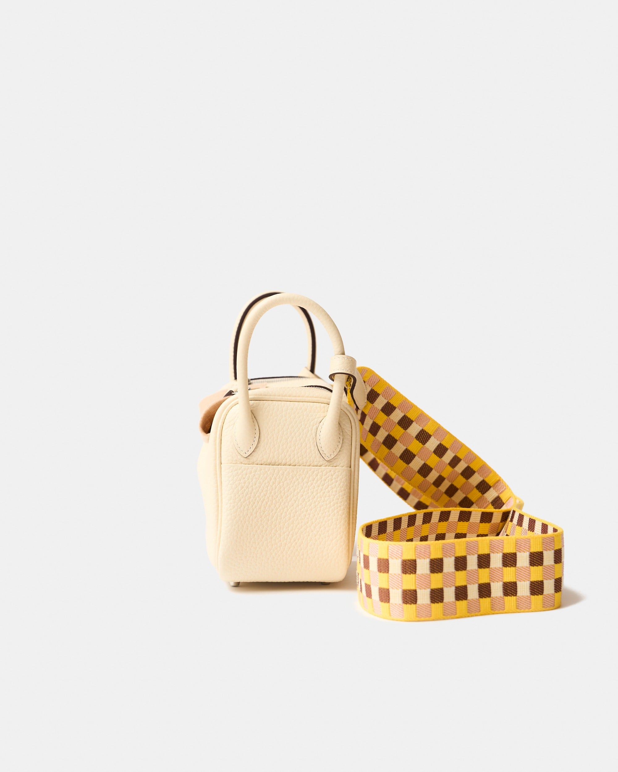 Hermès Mini Lindy 16 Nata Clemence PHW
