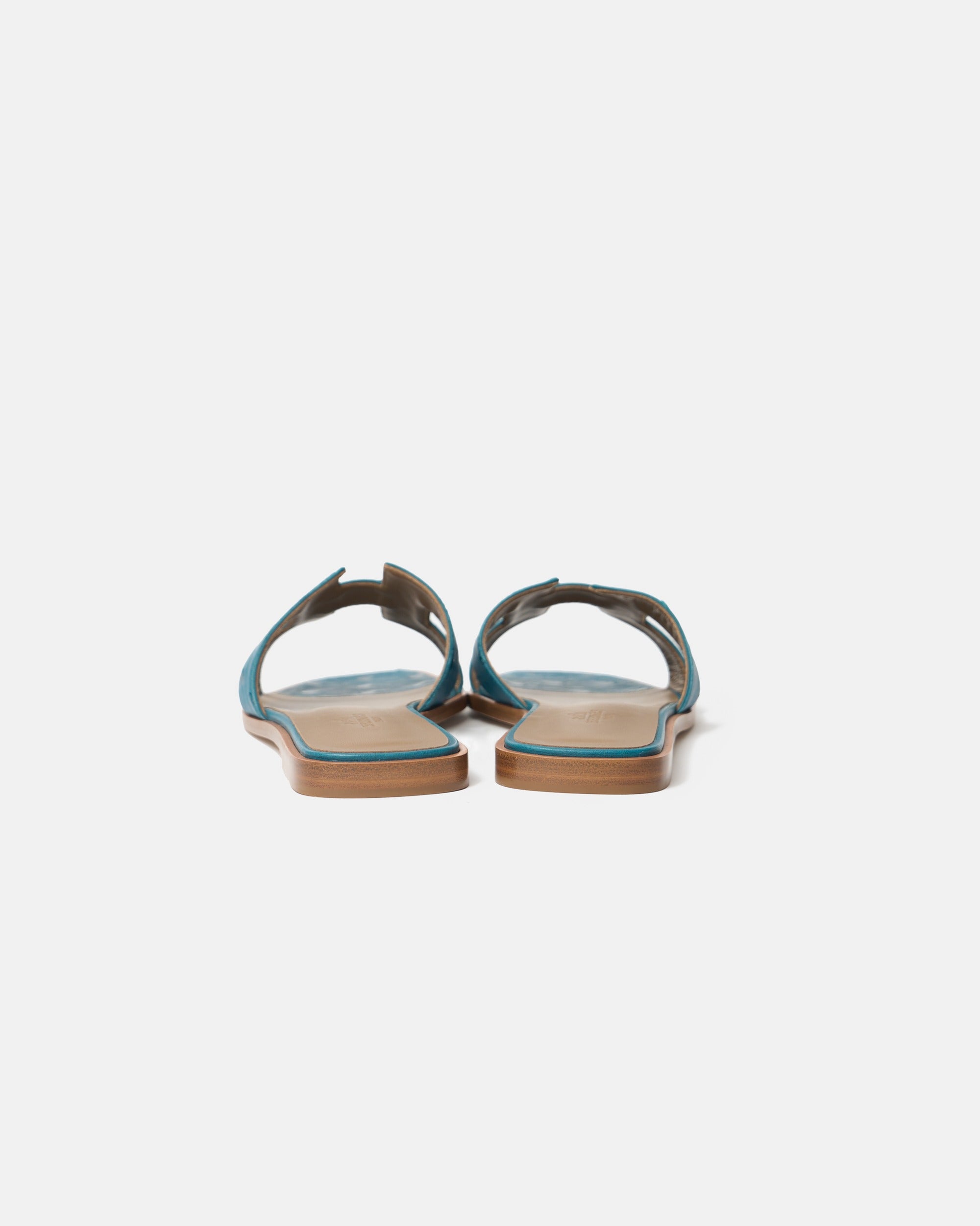 Hermès Oran Bleu Ostrich Sandals
